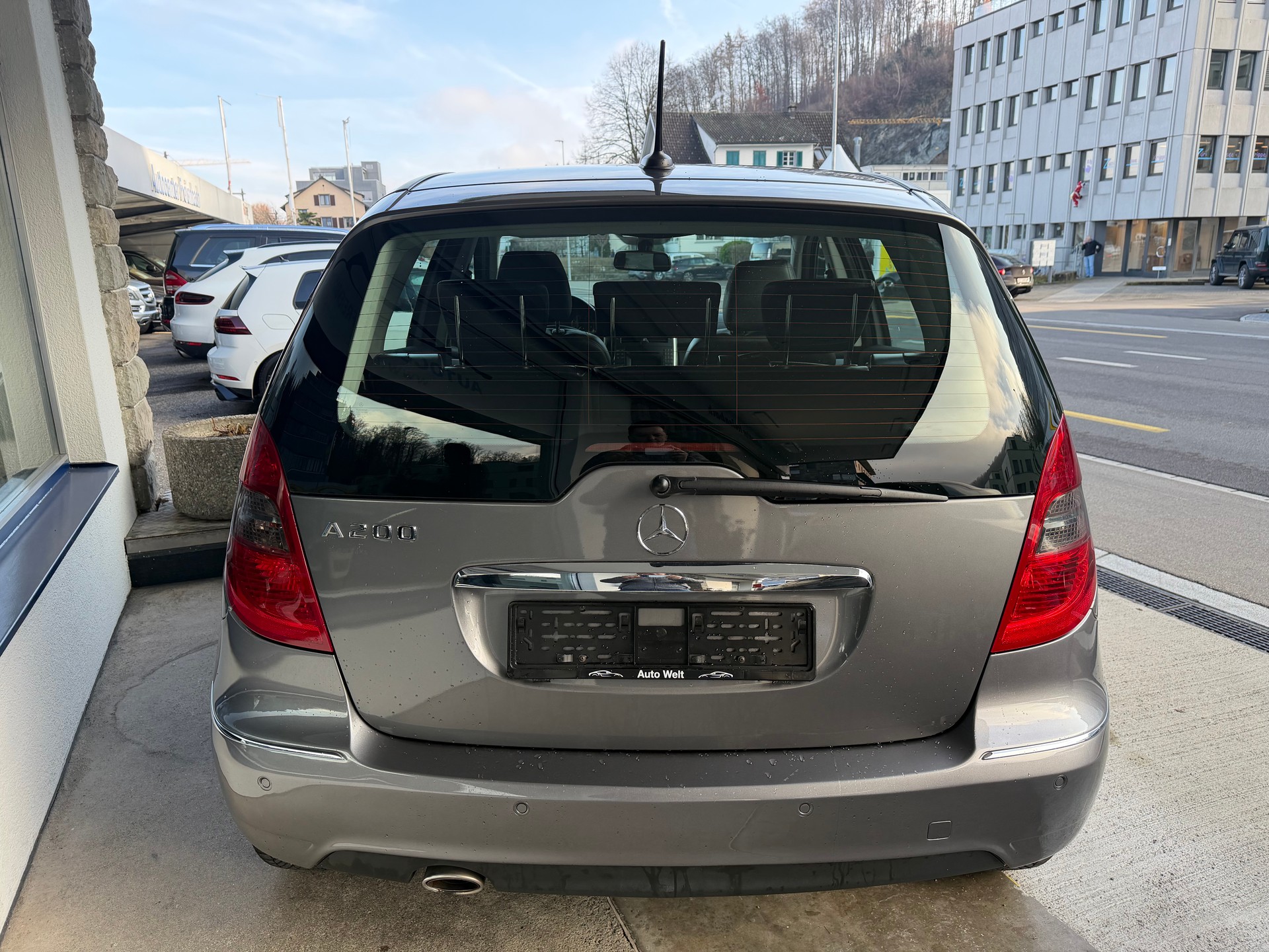 MERCEDES-BENZ A 200 Elégance Autotronic-image-5