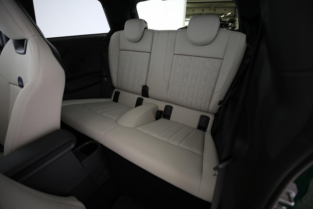 MINI F66 2.0i Cooper S-image-13
