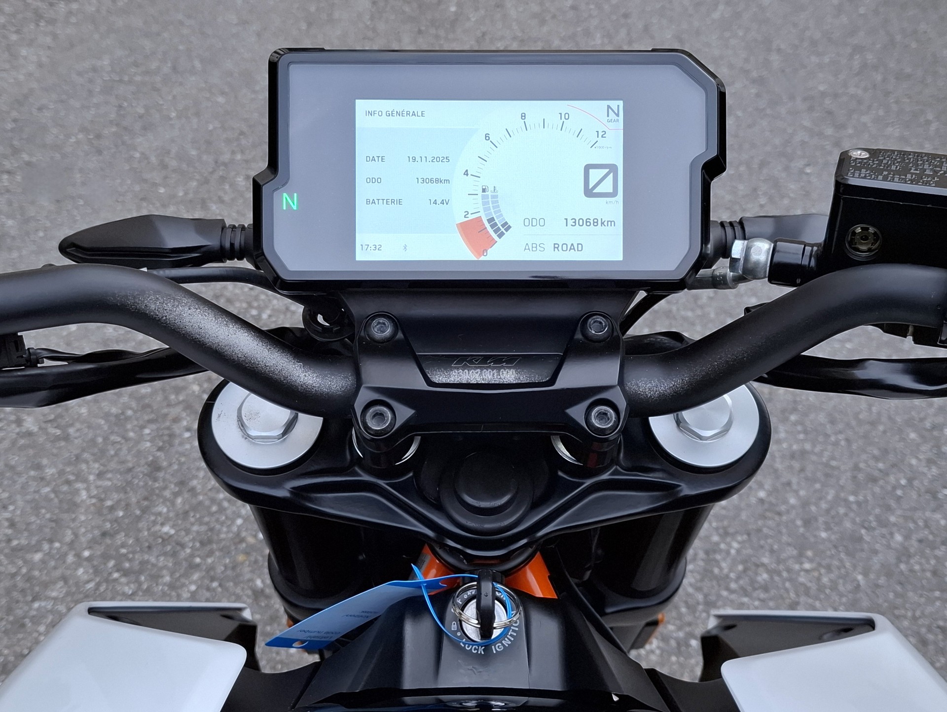 KTM 390 Duke ABS-image-6