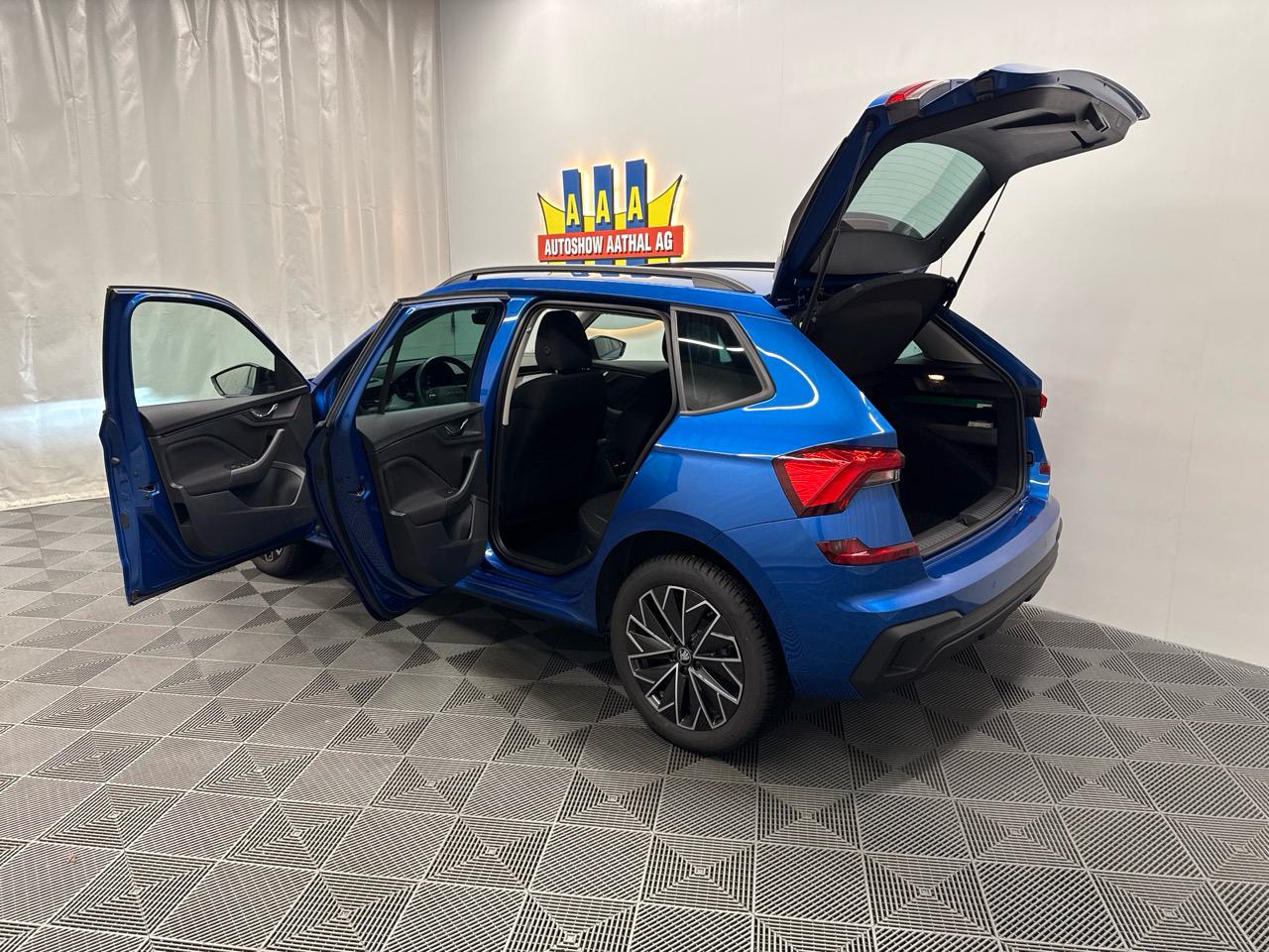 SKODA Kamiq 1.0 TSI Selection Editon Black 115PS-image-13
