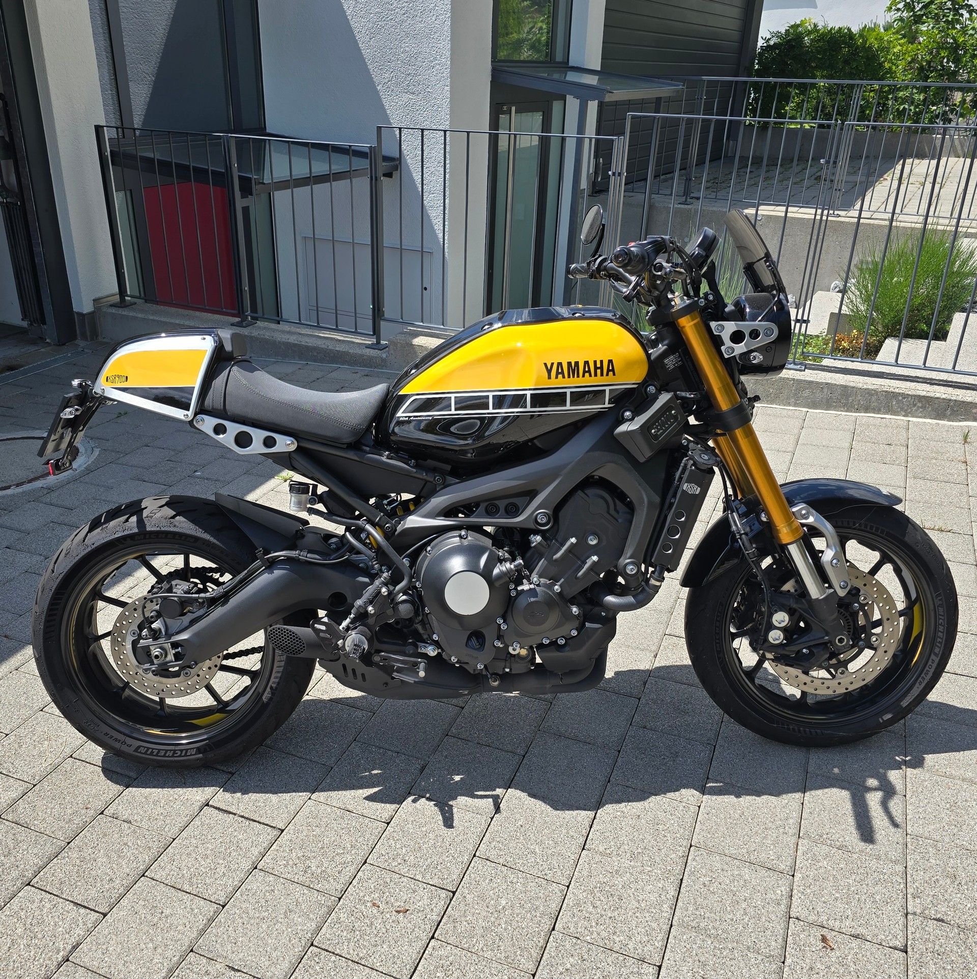 YAMAHA XSR 900 60 Anniversary-image-5