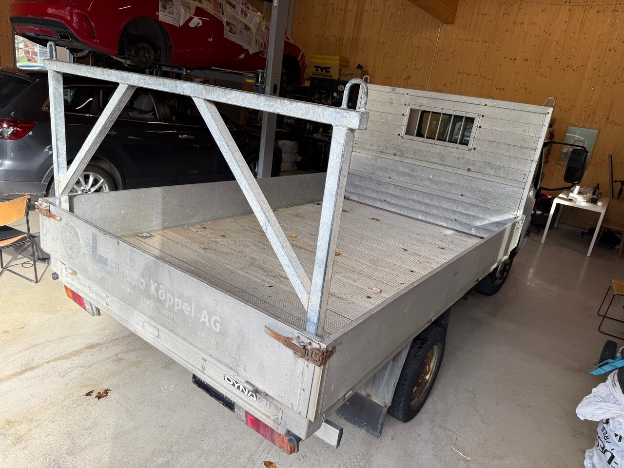 TOYOTA Dyna 150 3.0D-4D-showroom-element-3