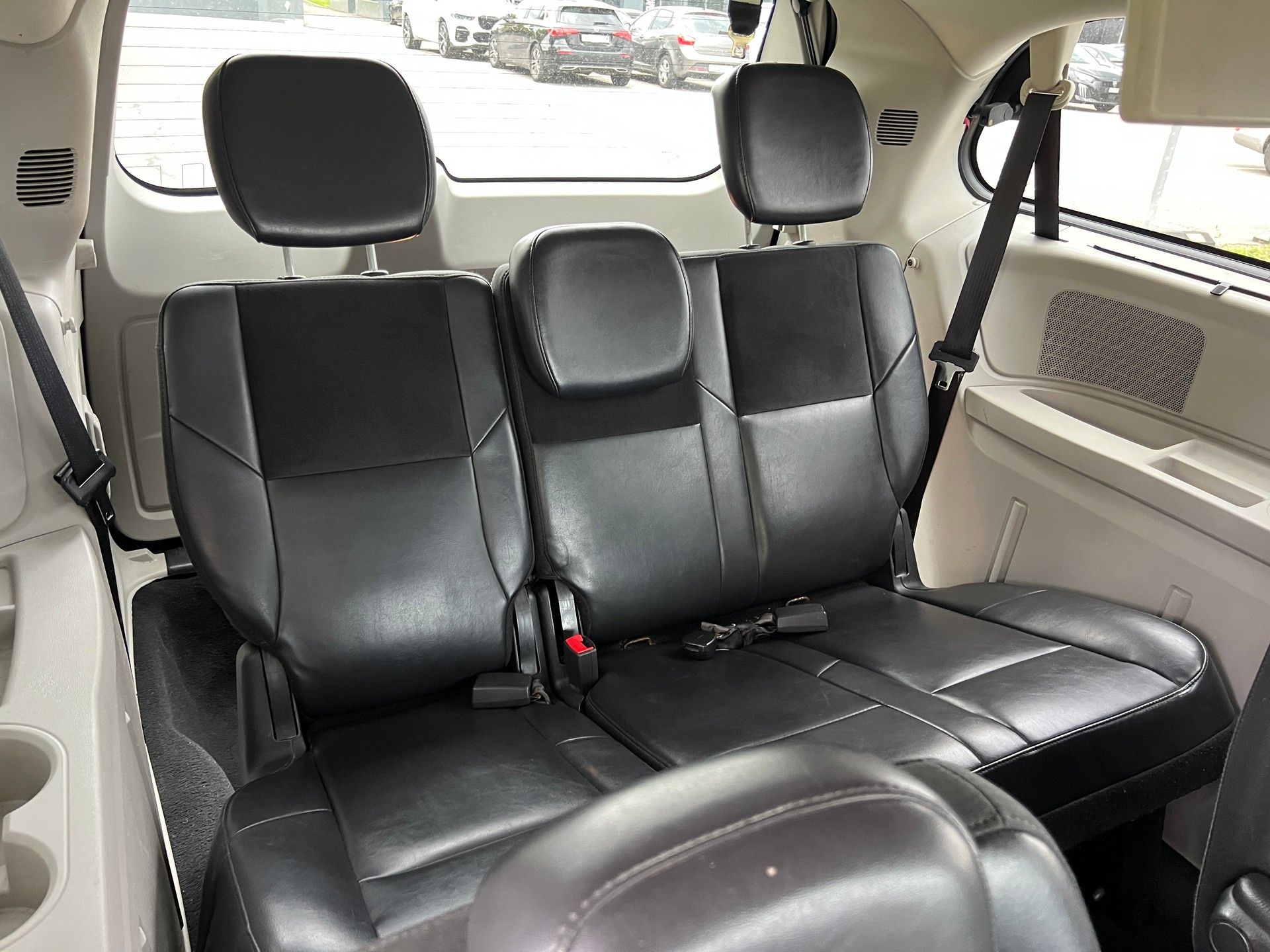 CHRYSLER Grand Voyager 3.8 Limited Automatic-image-13