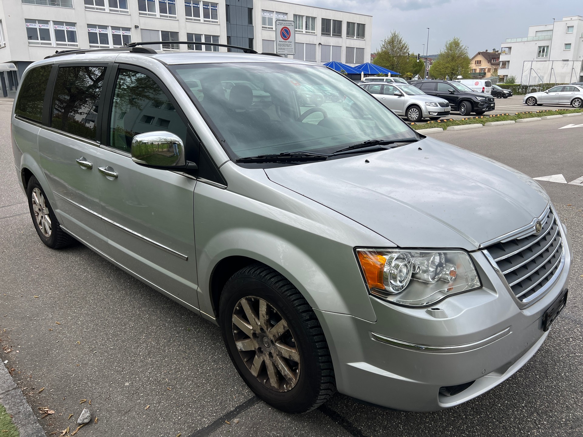 CHRYSLER Grand Voyager 3.8 Limited Automatic-image-2