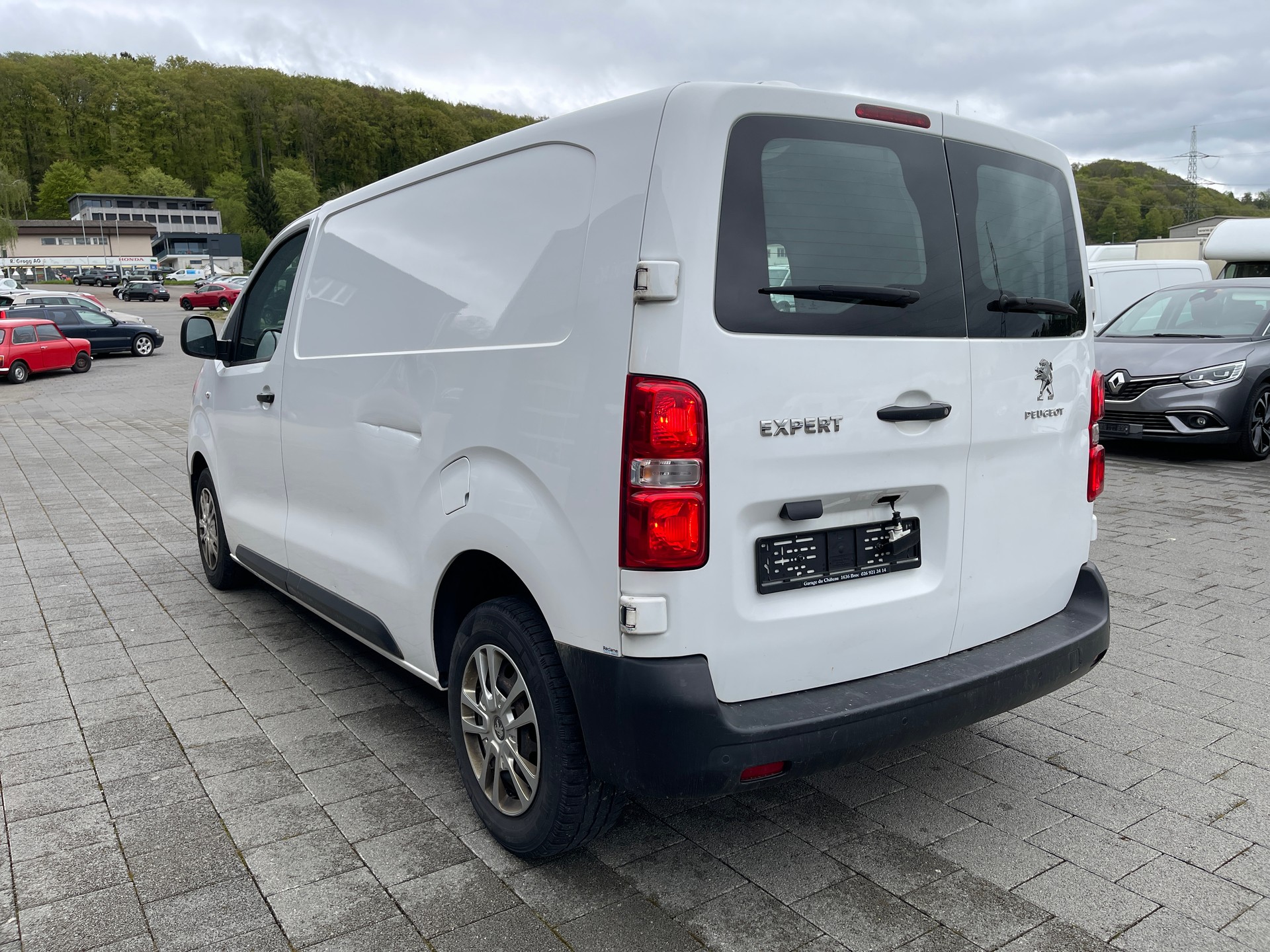 PEUGEOT Expert 2.0 BlueHDi 120 S&S Allure Standard-image-2