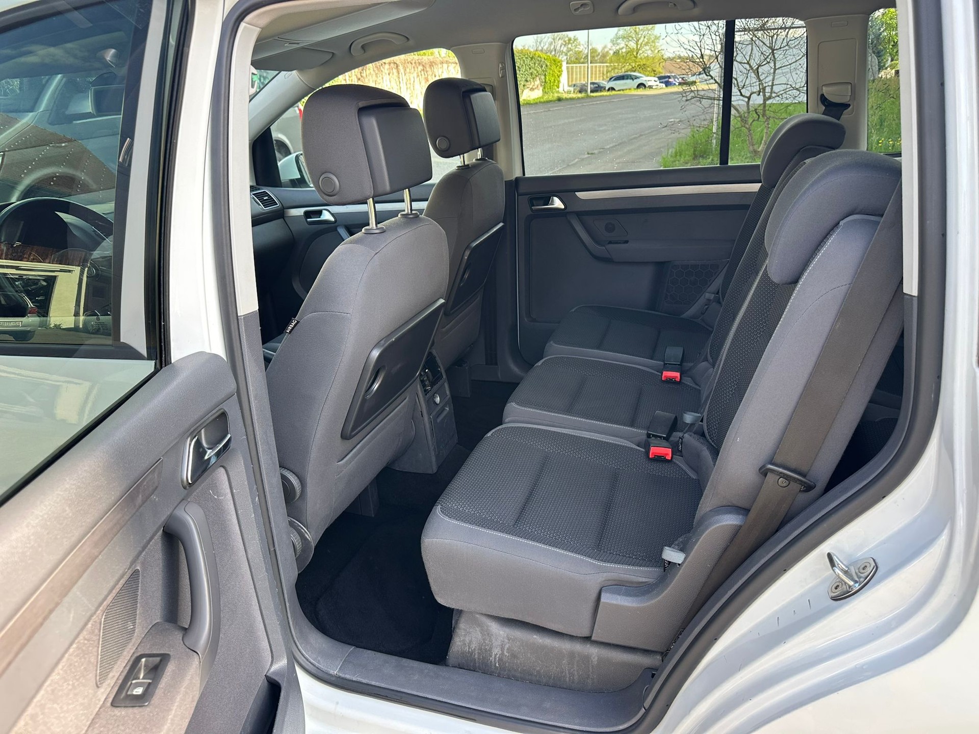 VW Touran 1.4 TSI Comfortline DSG-image-8