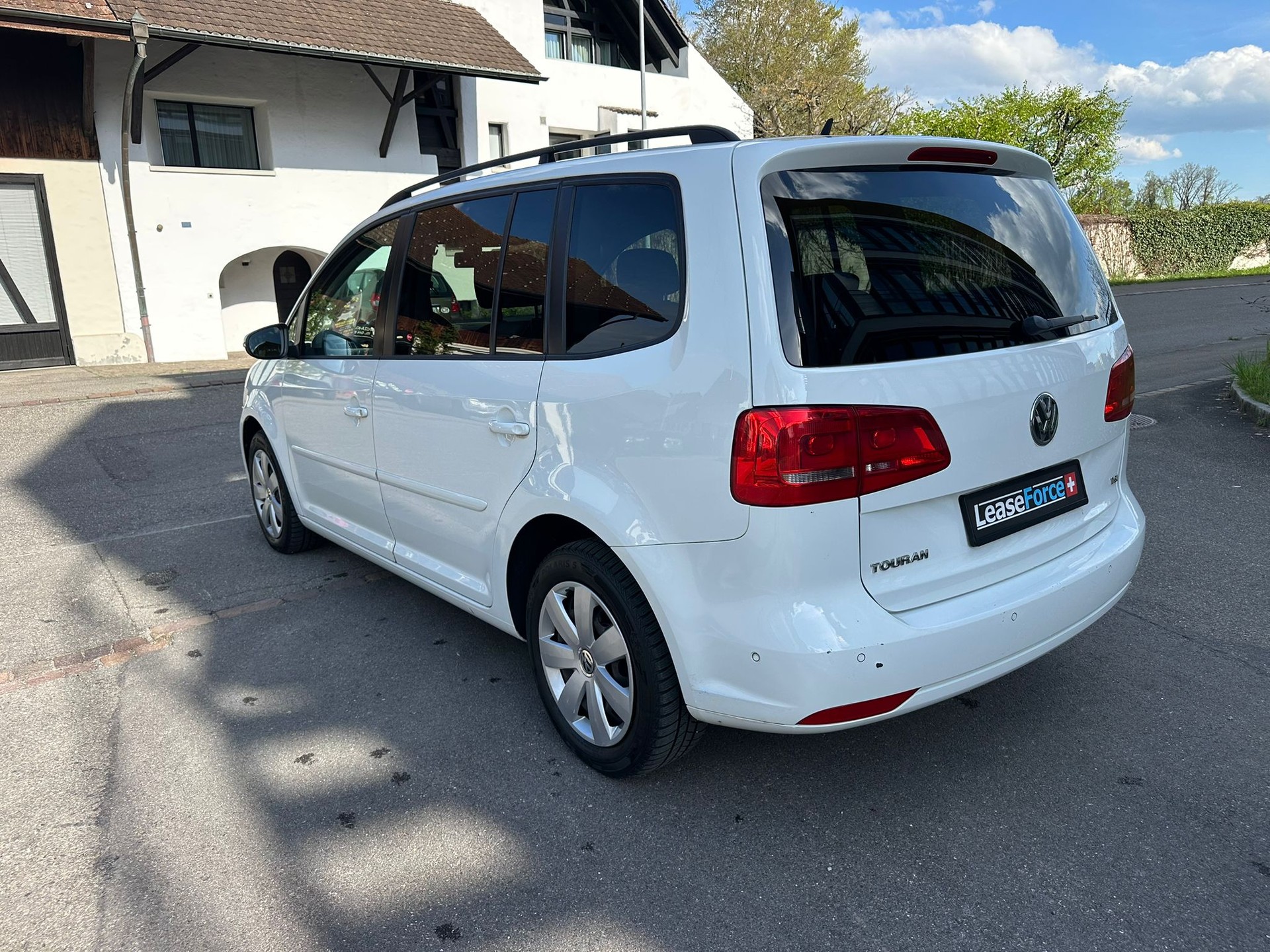 VW Touran 1.4 TSI Comfortline DSG-image-14