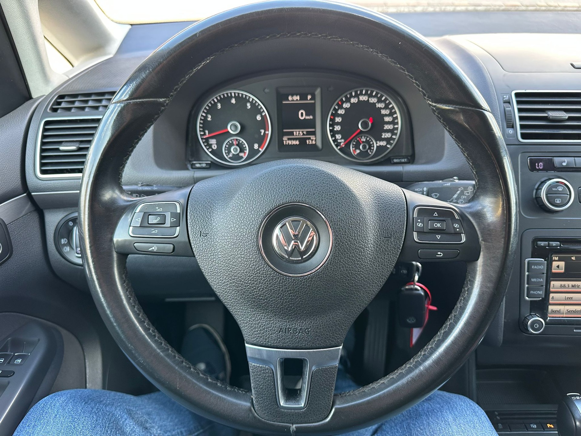 VW Touran 1.4 TSI Comfortline DSG-image-11