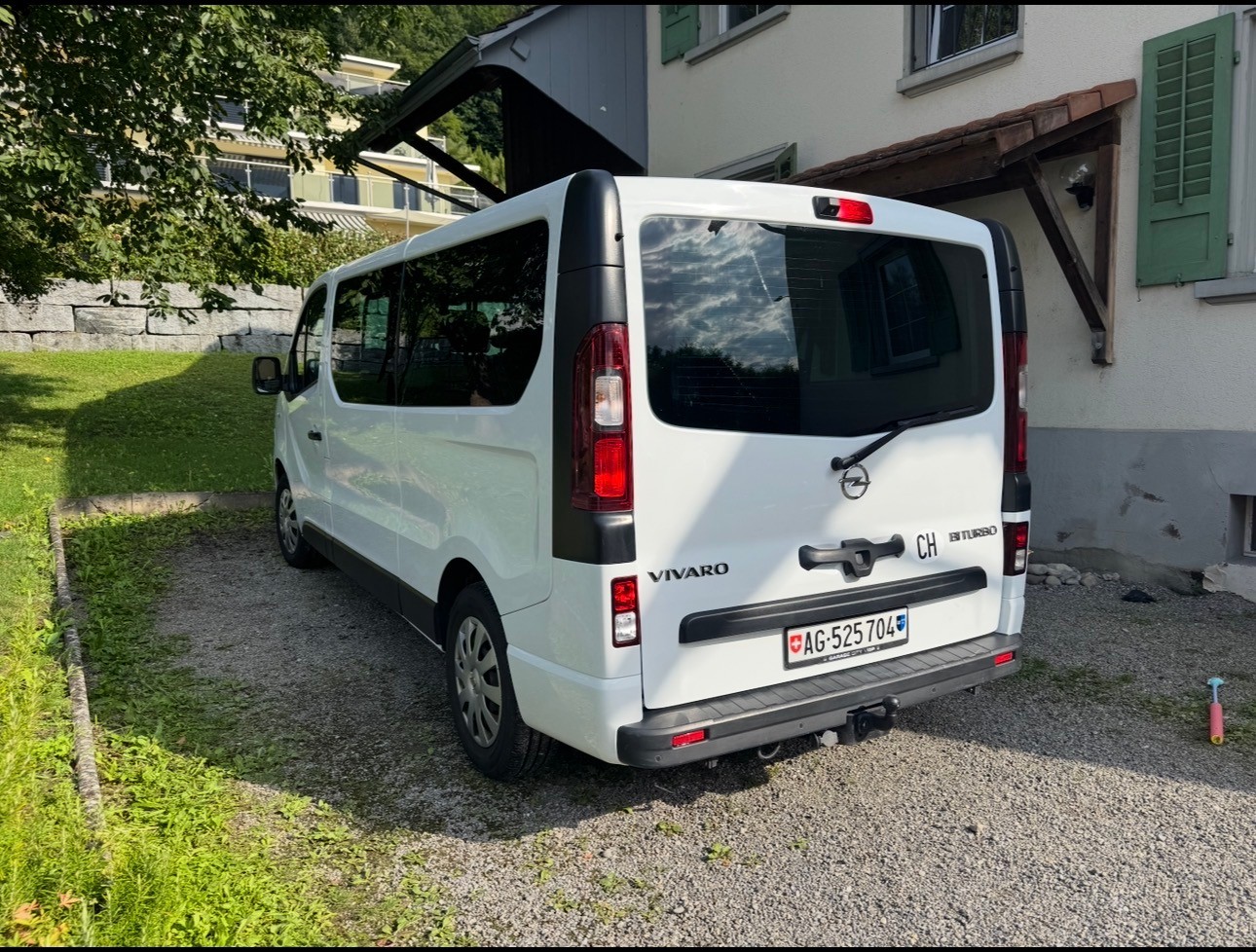 OPEL Vivaro 1.6 CDTI Combi+ 2.9t L2H1-showroom-element-1