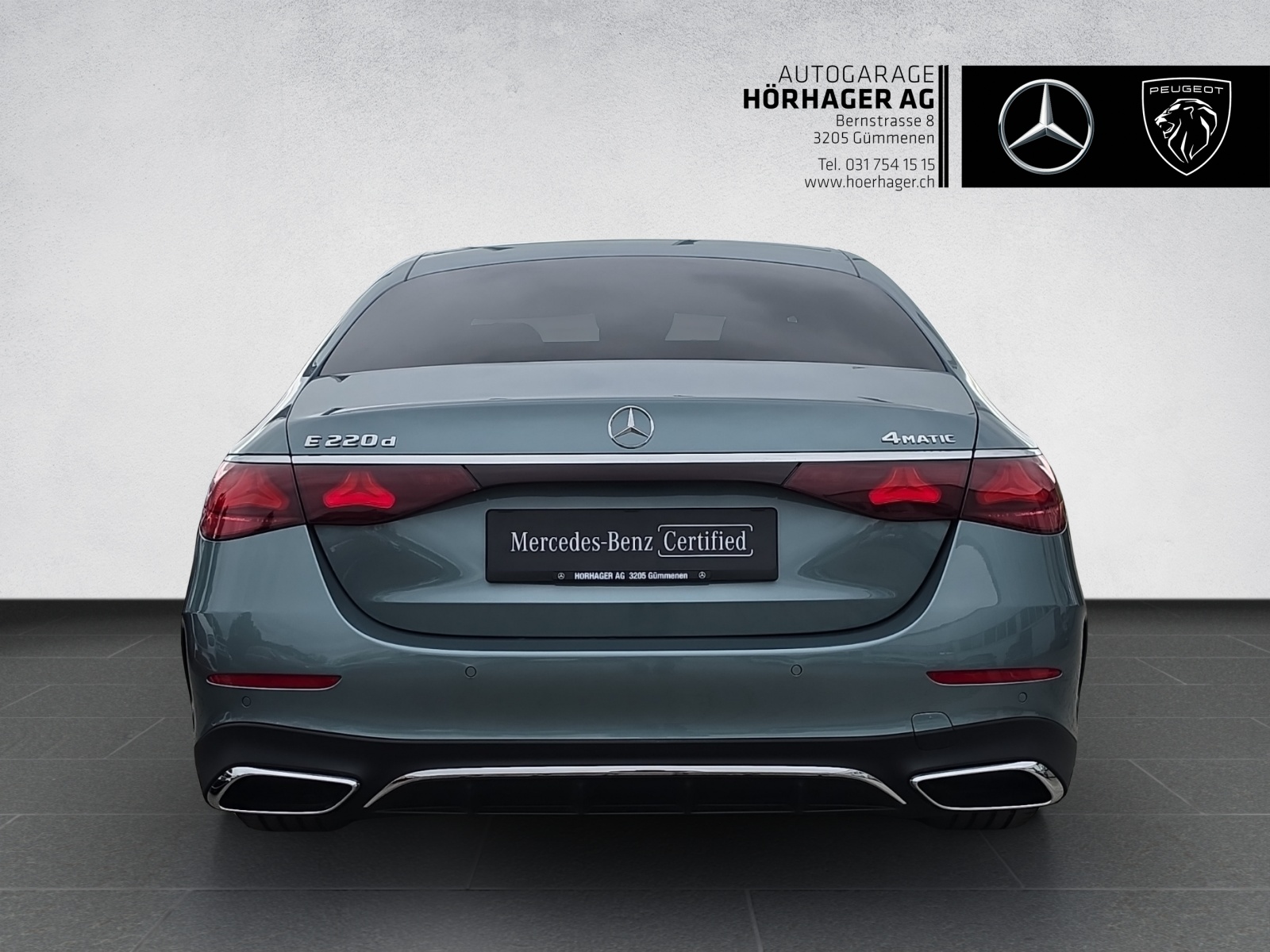 MERCEDES-BENZ E 220 d T 4Matic 9G-Tronic-showroom-element-3