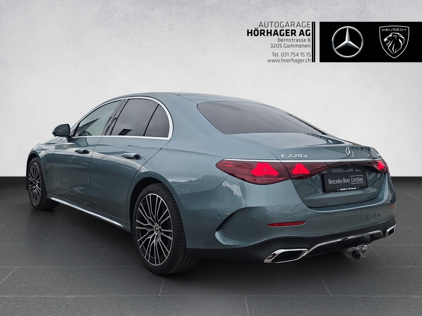 MERCEDES-BENZ E 220 d T 4Matic 9G-Tronic-image-4