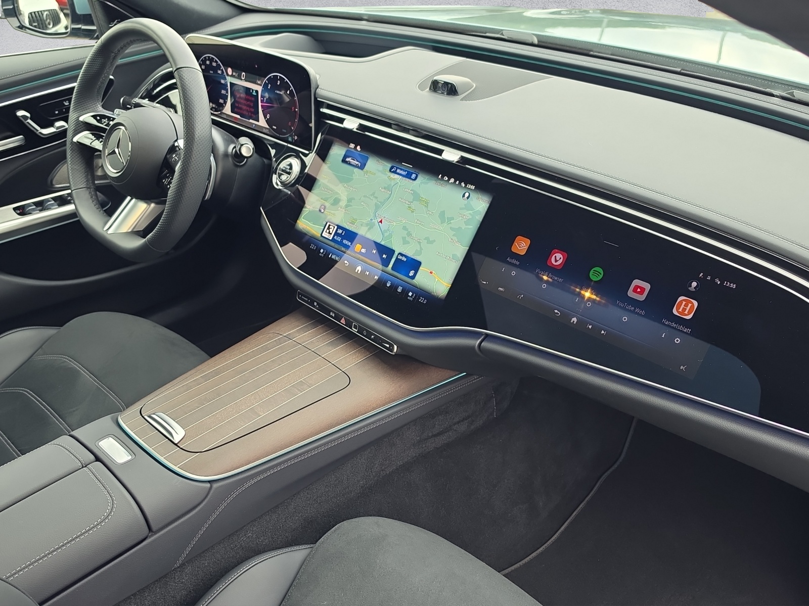 MERCEDES-BENZ E 220 d T 4Matic 9G-Tronic-image-7
