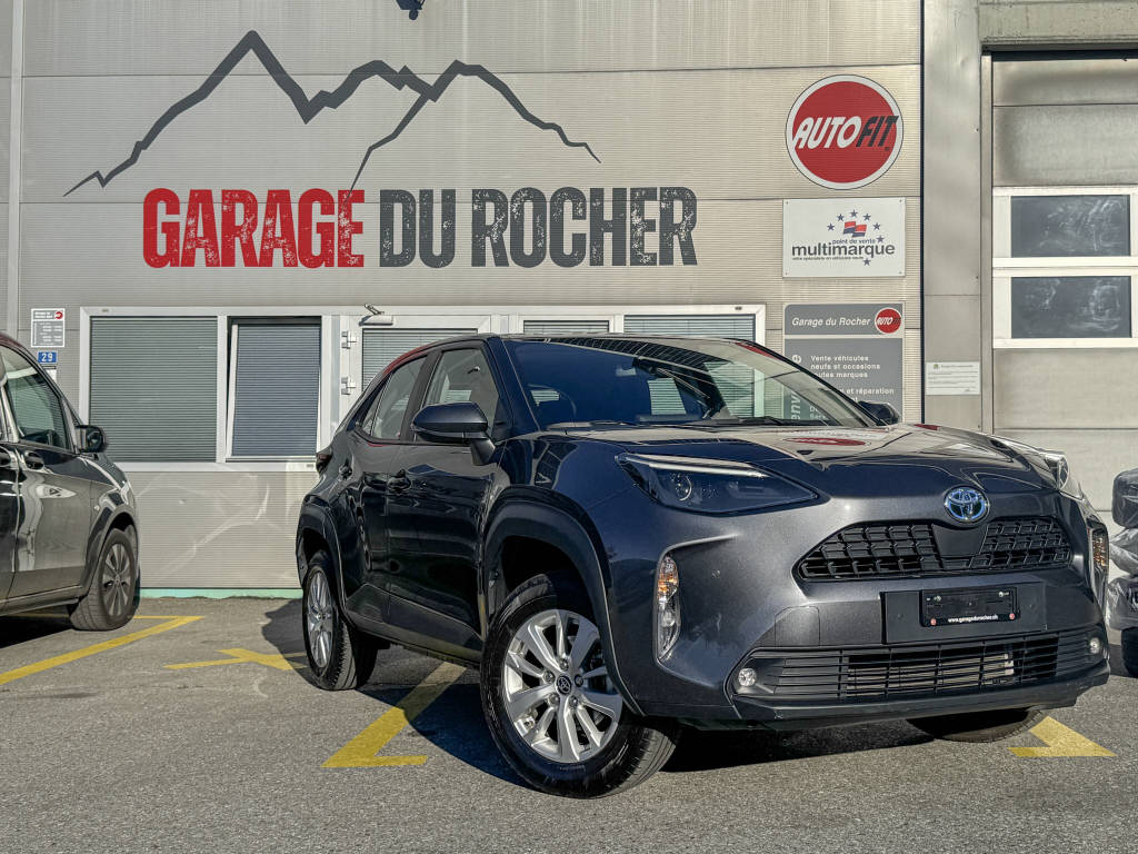 TOYOTA Yaris Cross 1.5 VVT-i HSD Comfort AWD-i-showroom-element-1