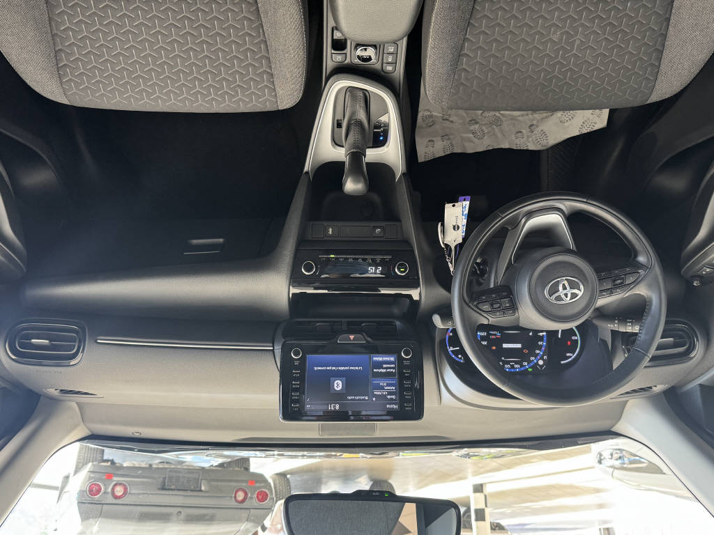 TOYOTA Yaris Cross 1.5 VVT-i HSD Comfort AWD-i-image-10