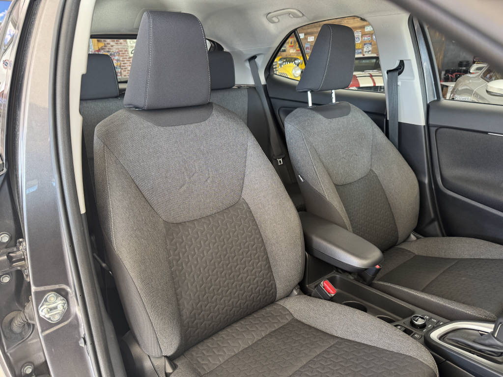 TOYOTA Yaris Cross 1.5 VVT-i HSD Comfort AWD-i-image-15
