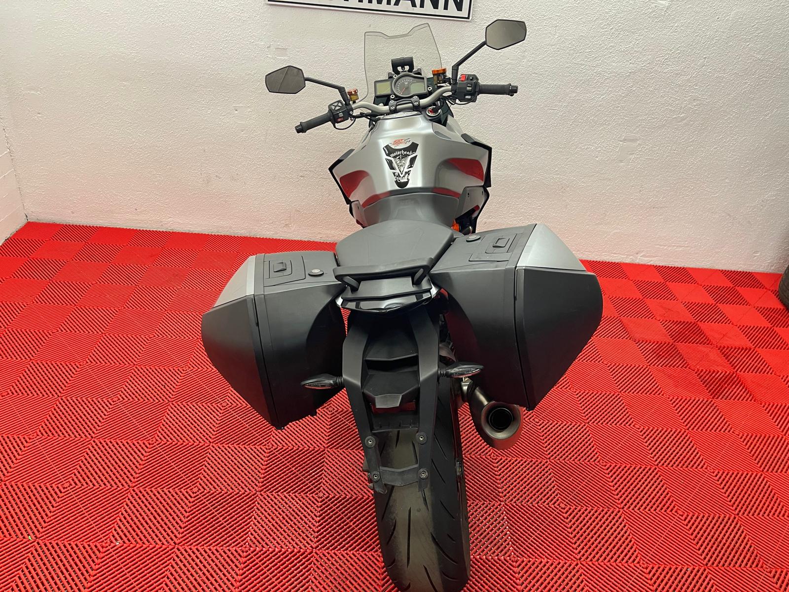 KTM 1290 Super Duke GT-image-6