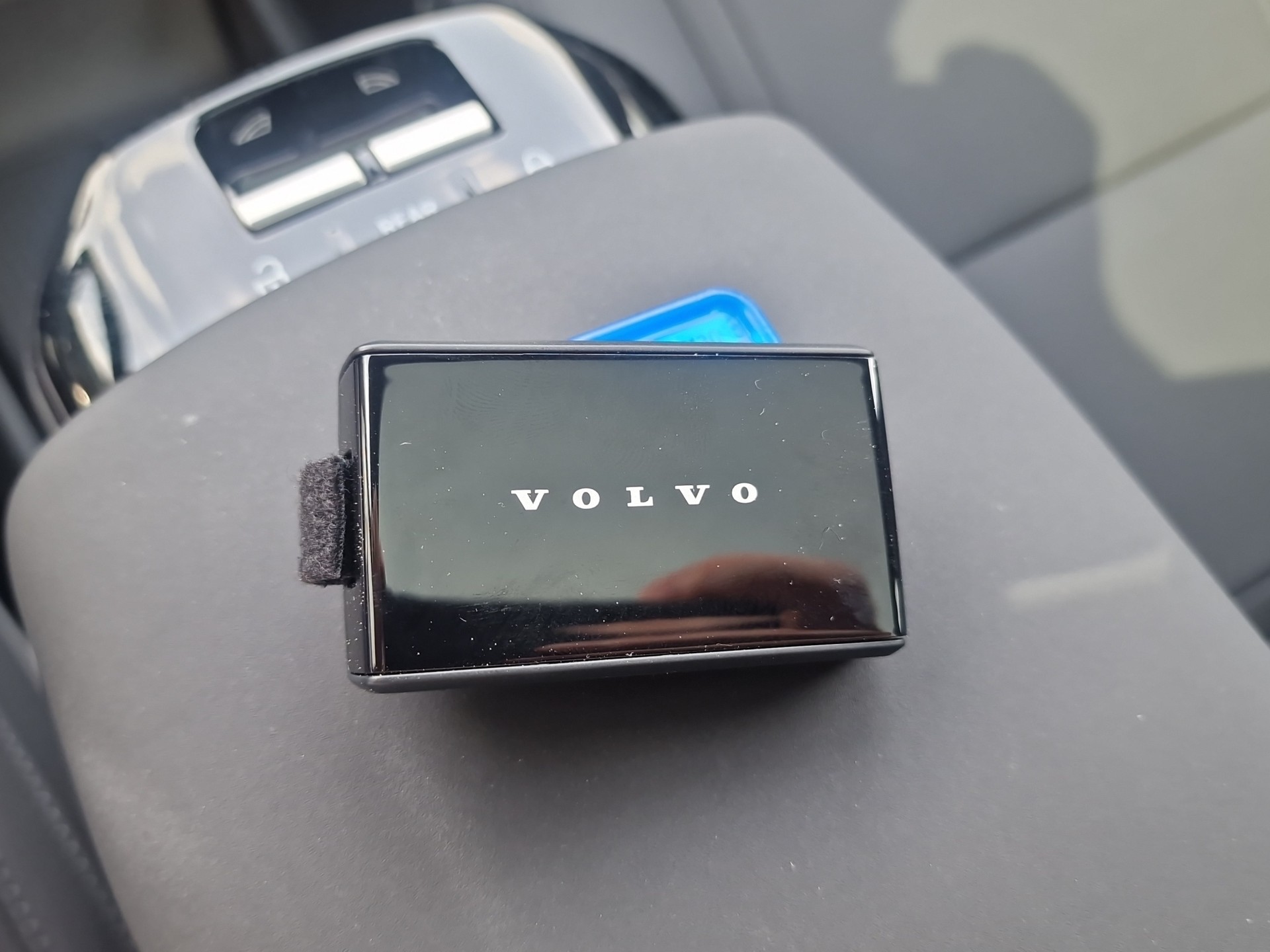 VOLVO EX30 E60 Twin Ultra Performance AWD-image-18