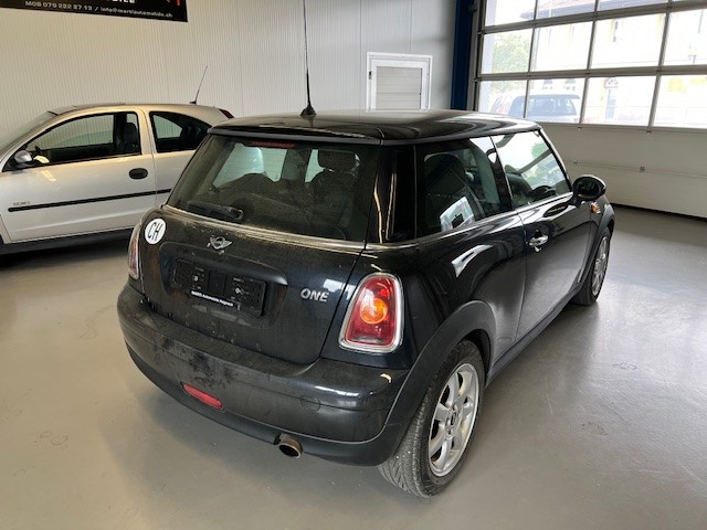 MINI One-image-4
