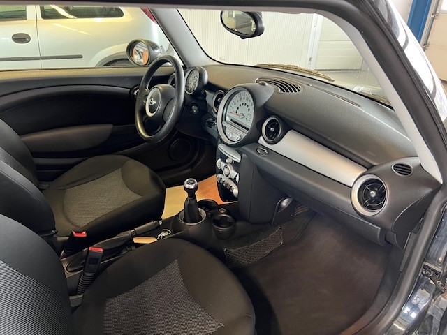 MINI One-image-13