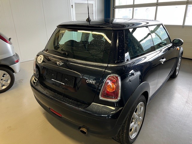MINI One-image-18