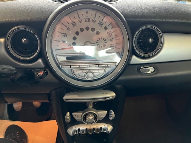 MINI One-image-9