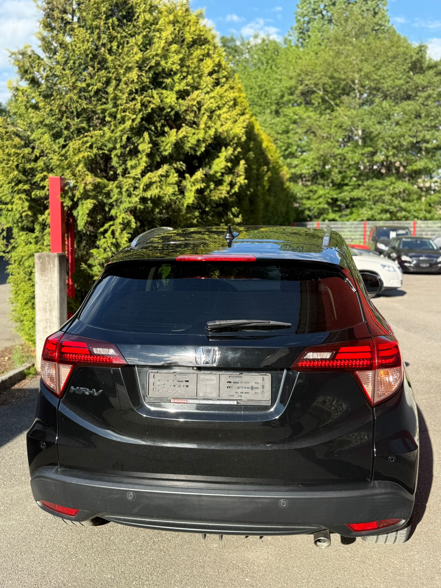 HONDA HR-V 1.6i-DTEC Executive-image-7