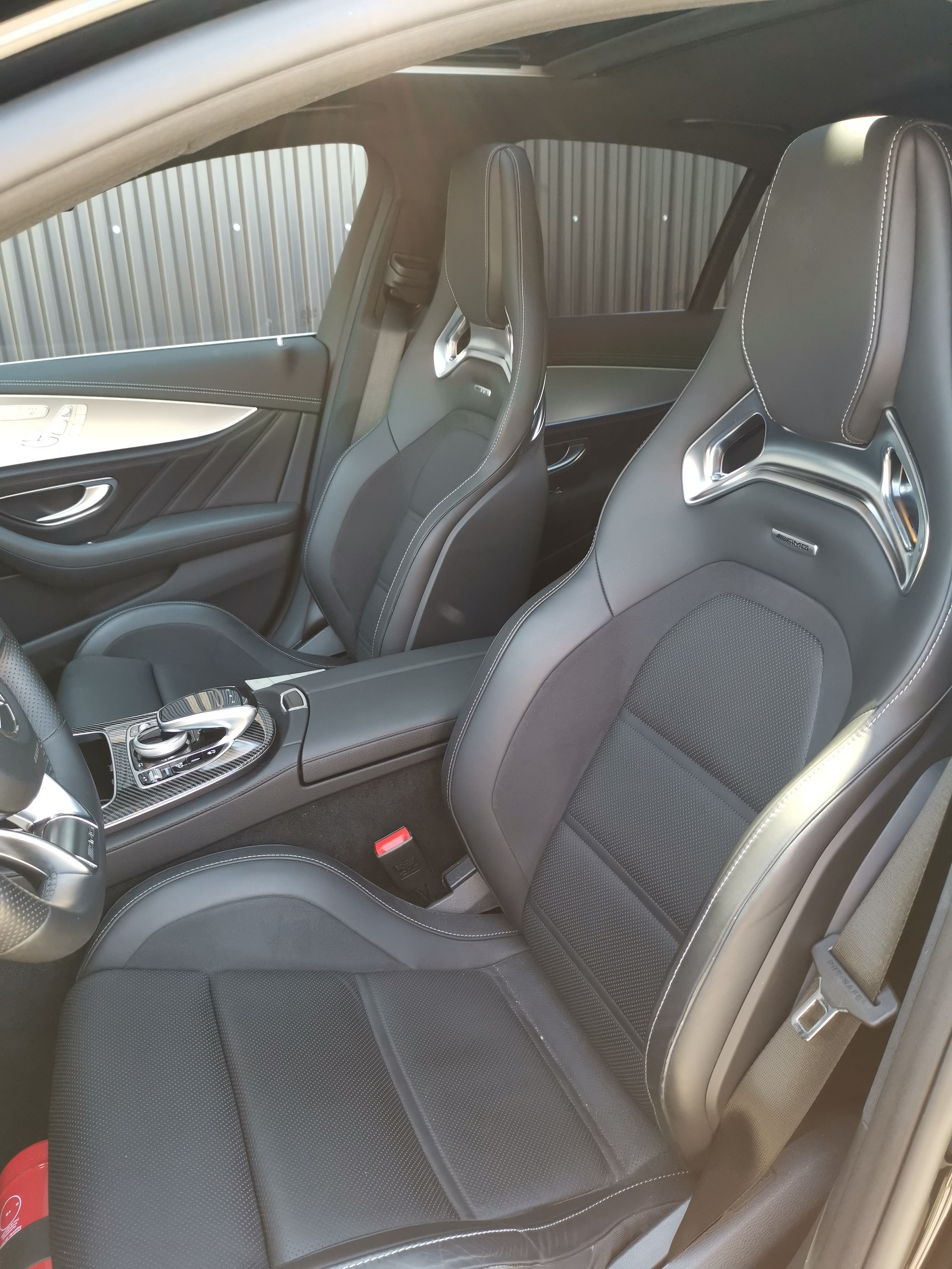 MERCEDES-BENZ E 63 AMG 4matic+-image-5