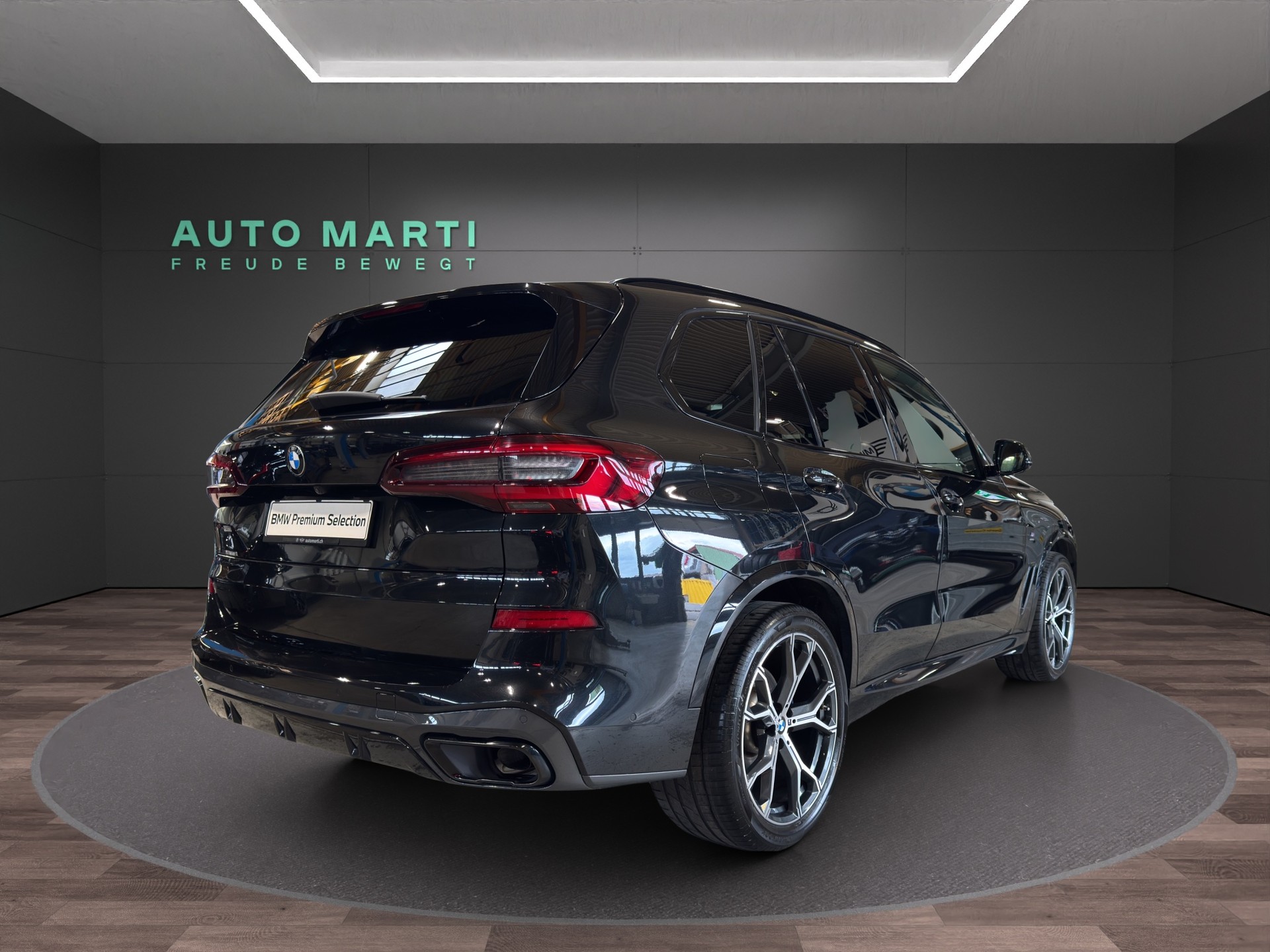 BMW X5 30d xDrive M Sport-showroom-element-3