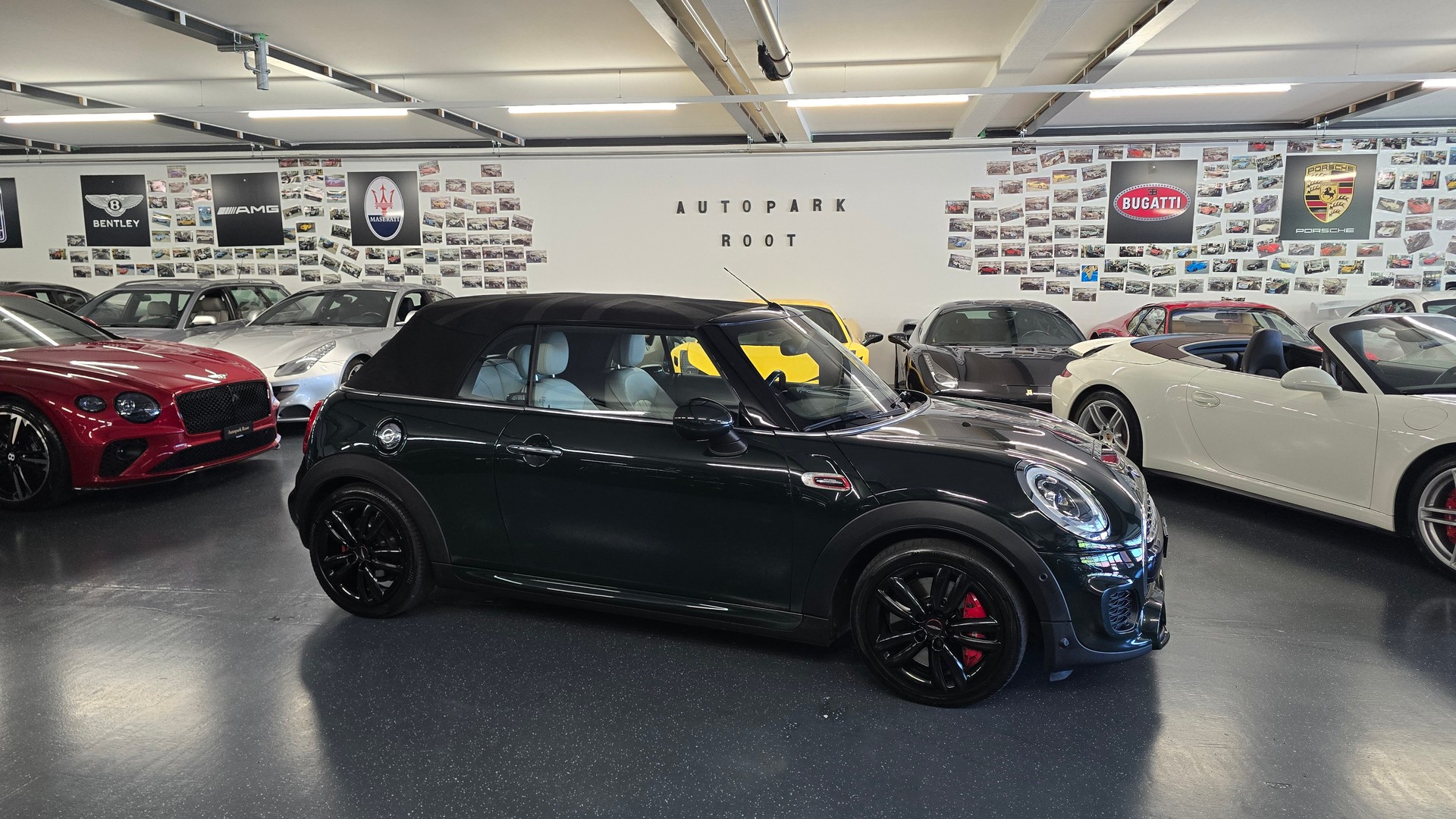 MINI Cooper John Cooper Works Cabriolet Steptronic-showroom-element-2