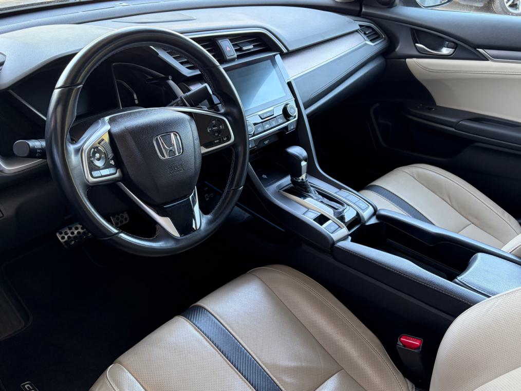 HONDA Civic Sedan 1.5 VTEC Executive Premium CVT-showroom-element-3