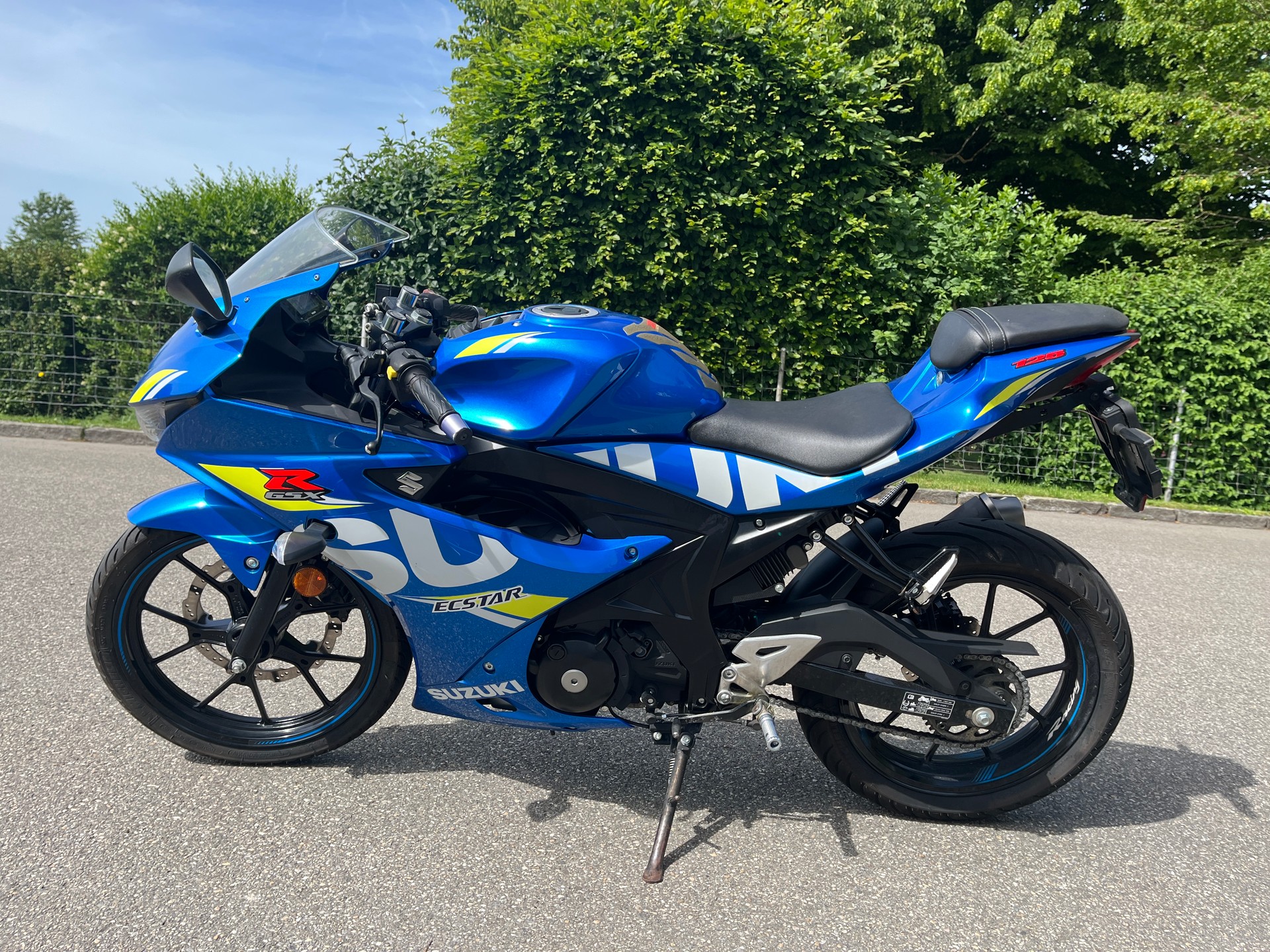 SUZUKI GSX-R 125 L7-image-0