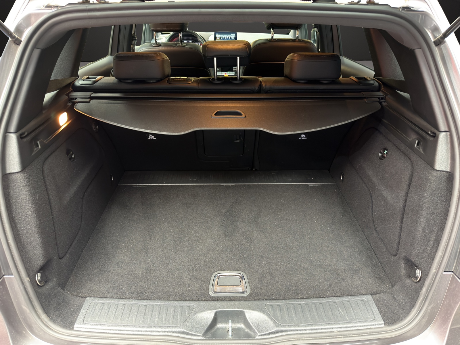 MERCEDES-BENZ B 220 Urban 4Matic-image-10