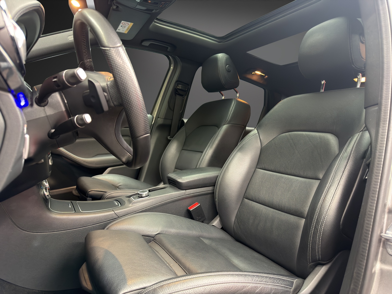 MERCEDES-BENZ B 220 Urban 4Matic-image-8