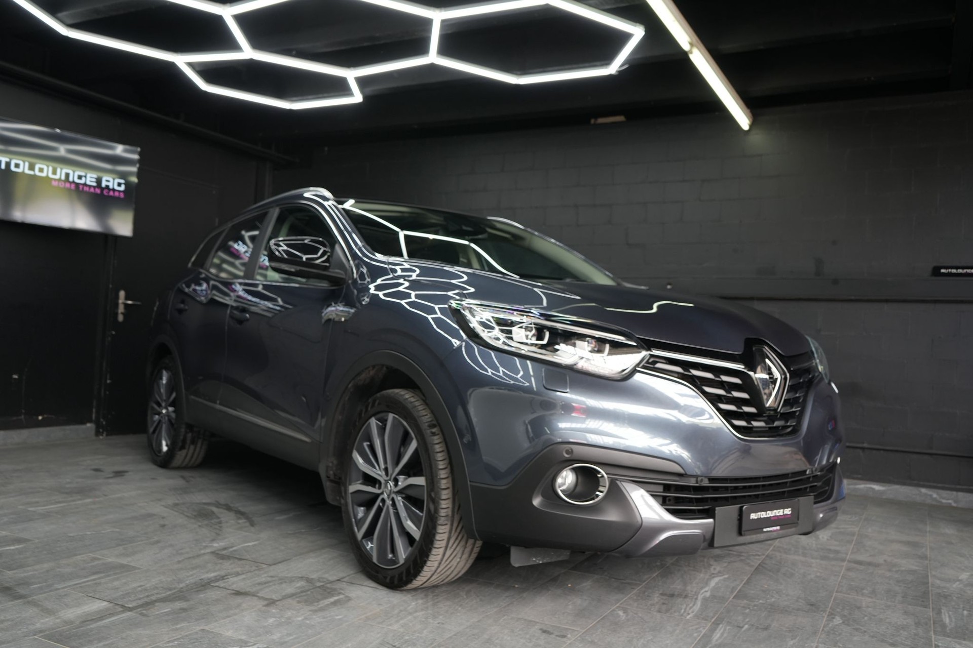 RENAULT Kadjar 1.5 dCi Bose EDC-showroom-element-1