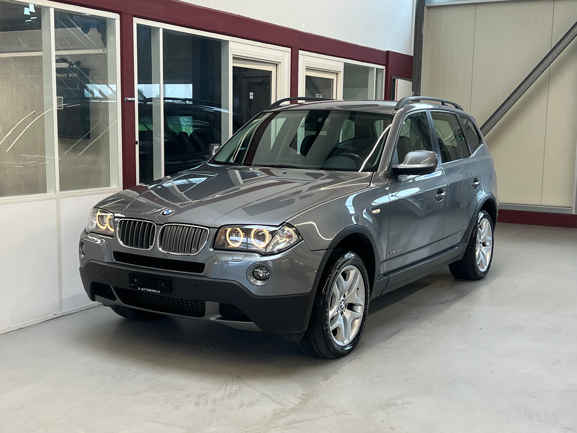 BMW X3 xDrive 30d (3.0d)-image-2