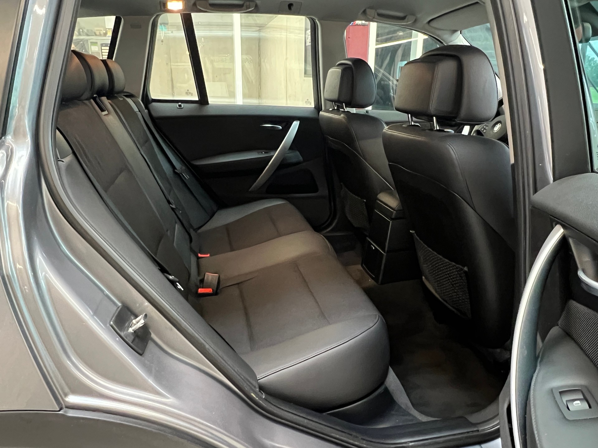 BMW X3 xDrive 30d (3.0d)-image-14