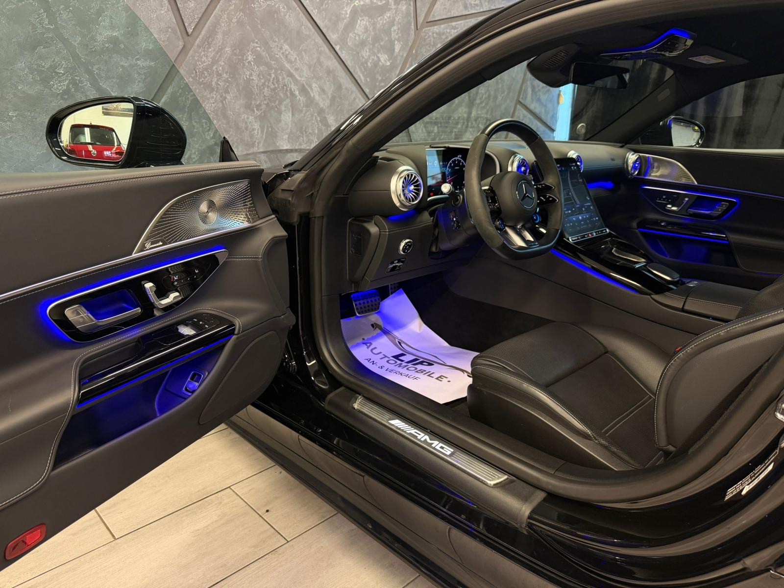 MERCEDES-BENZ AMG GT 63 4Matic+ Executive Edition-image-9