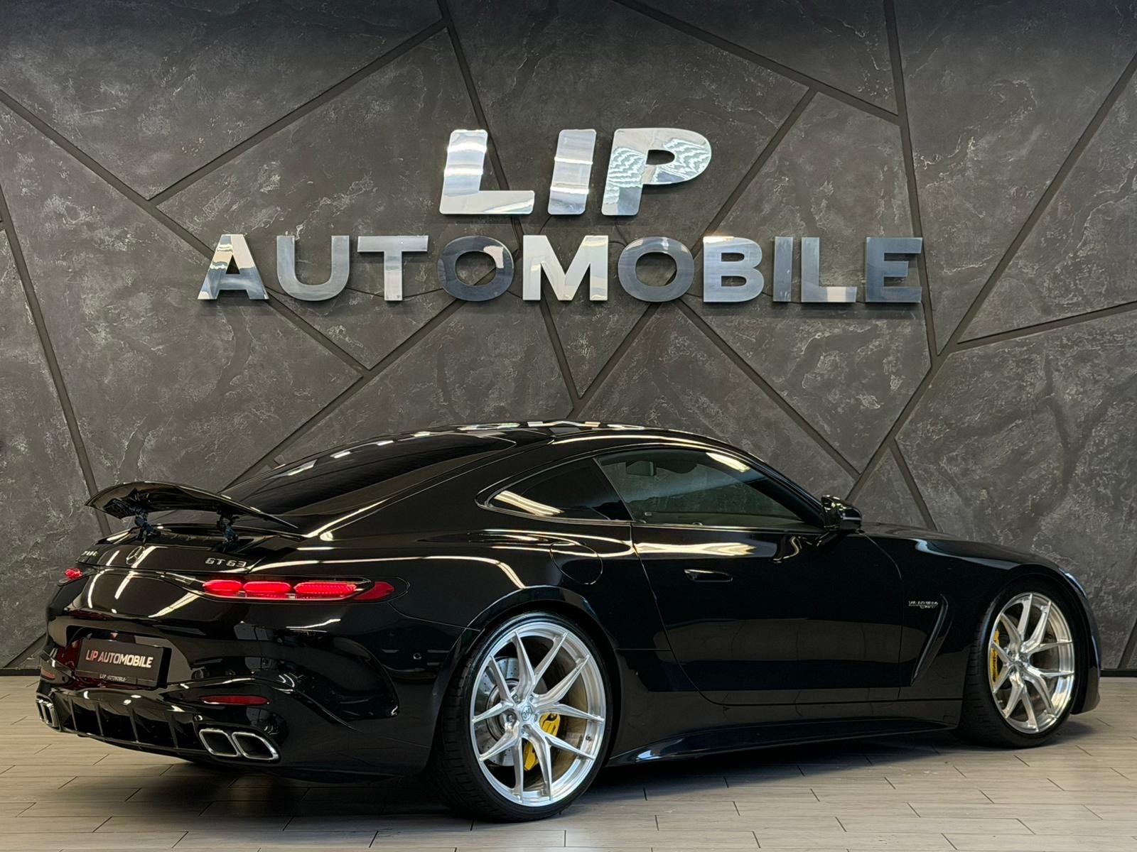 MERCEDES-BENZ AMG GT 63 4Matic+ Executive Edition-image-5