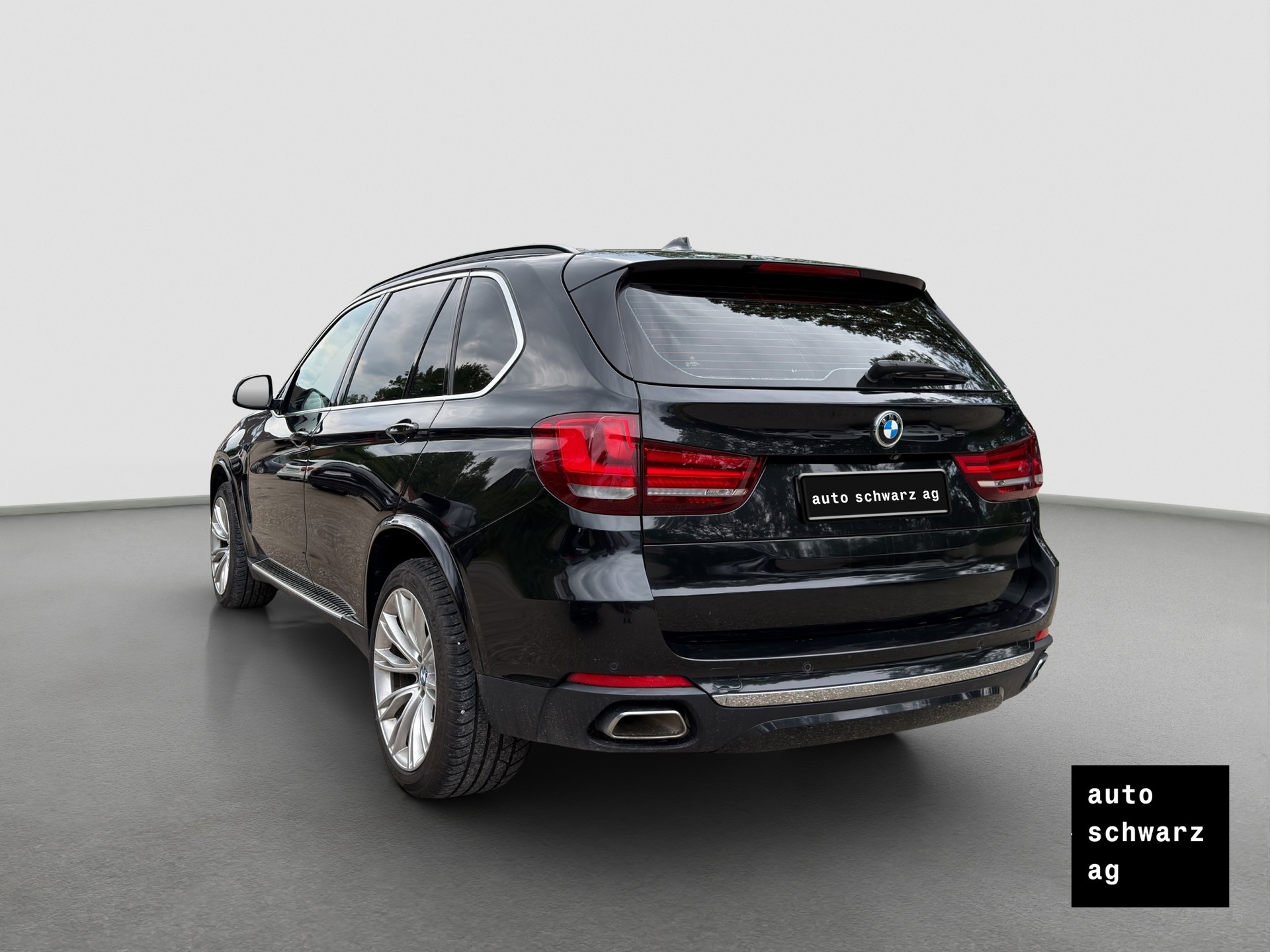 BMW X5 xDrive 40d Steptronic-image-6