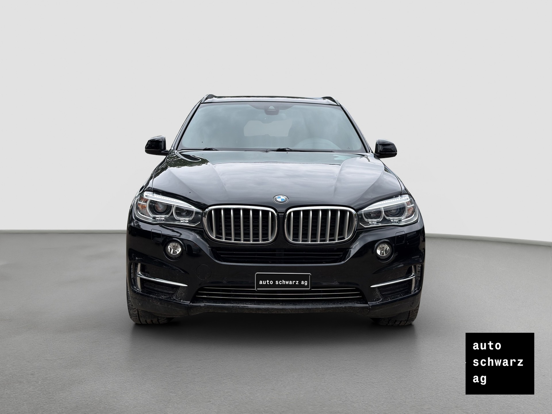 BMW X5 xDrive 40d Steptronic-showroom-element-1