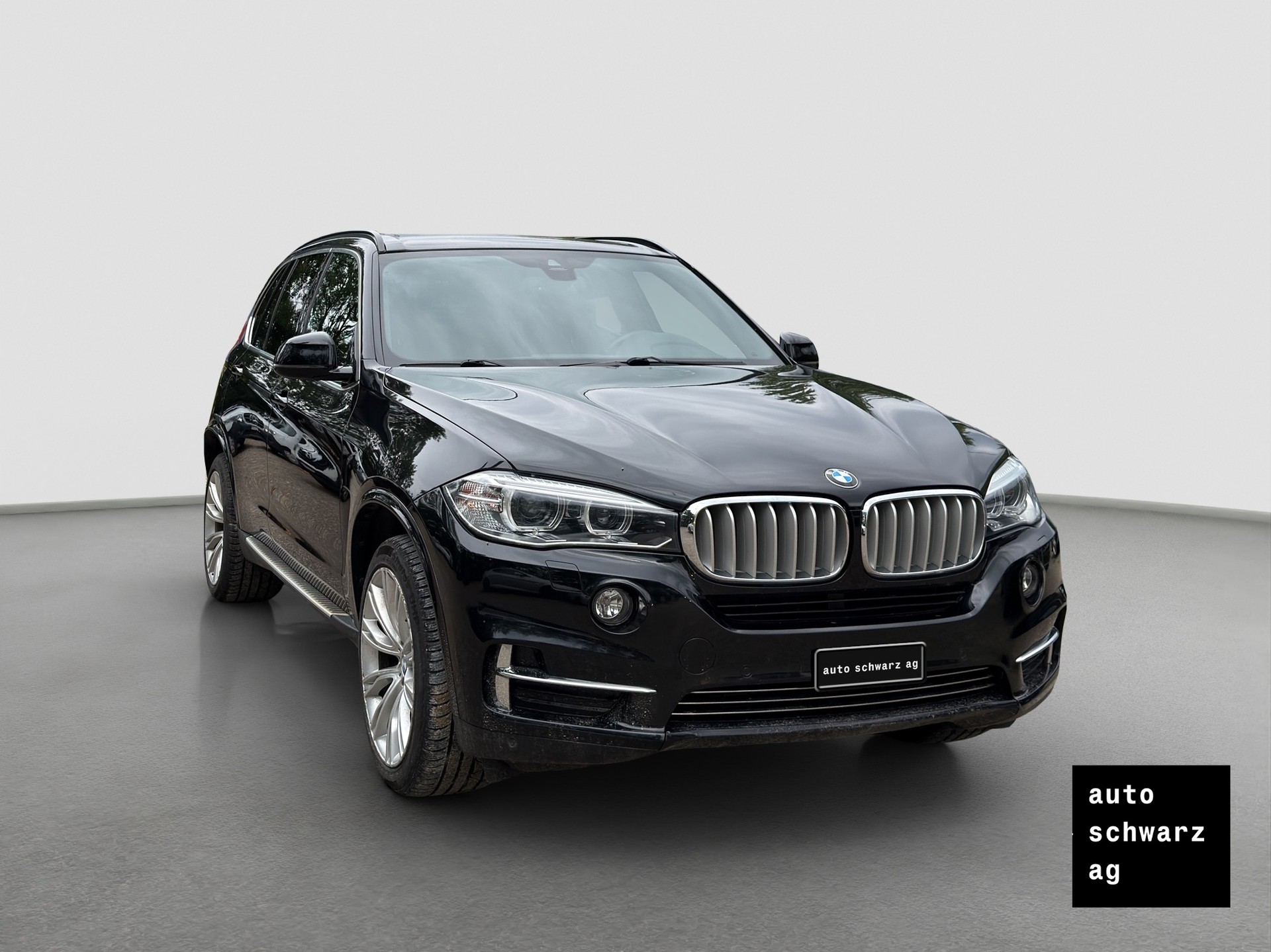 BMW X5 xDrive 40d Steptronic-showroom-element-2