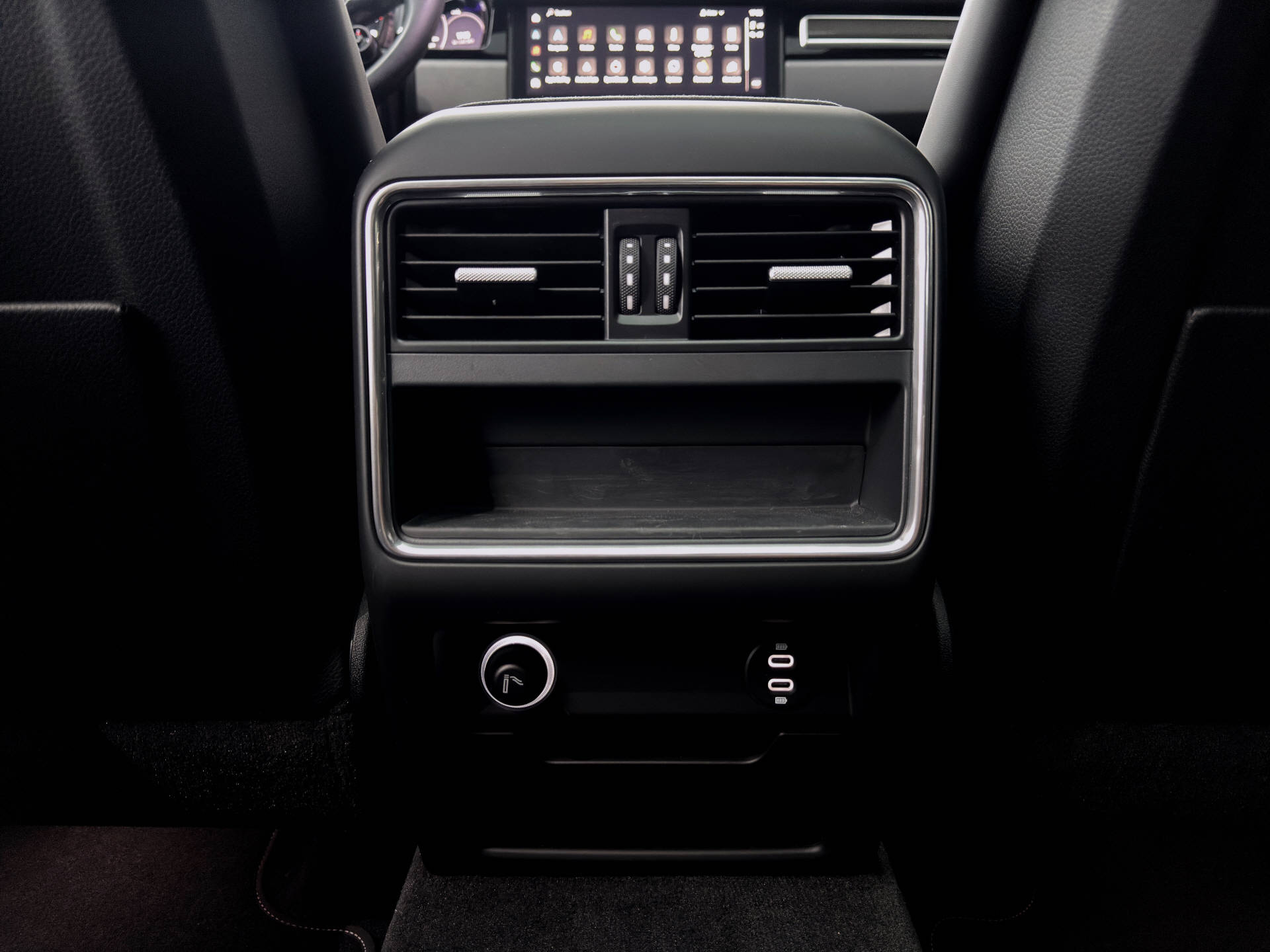 PORSCHE Cayenne GTS Coupé-image-12