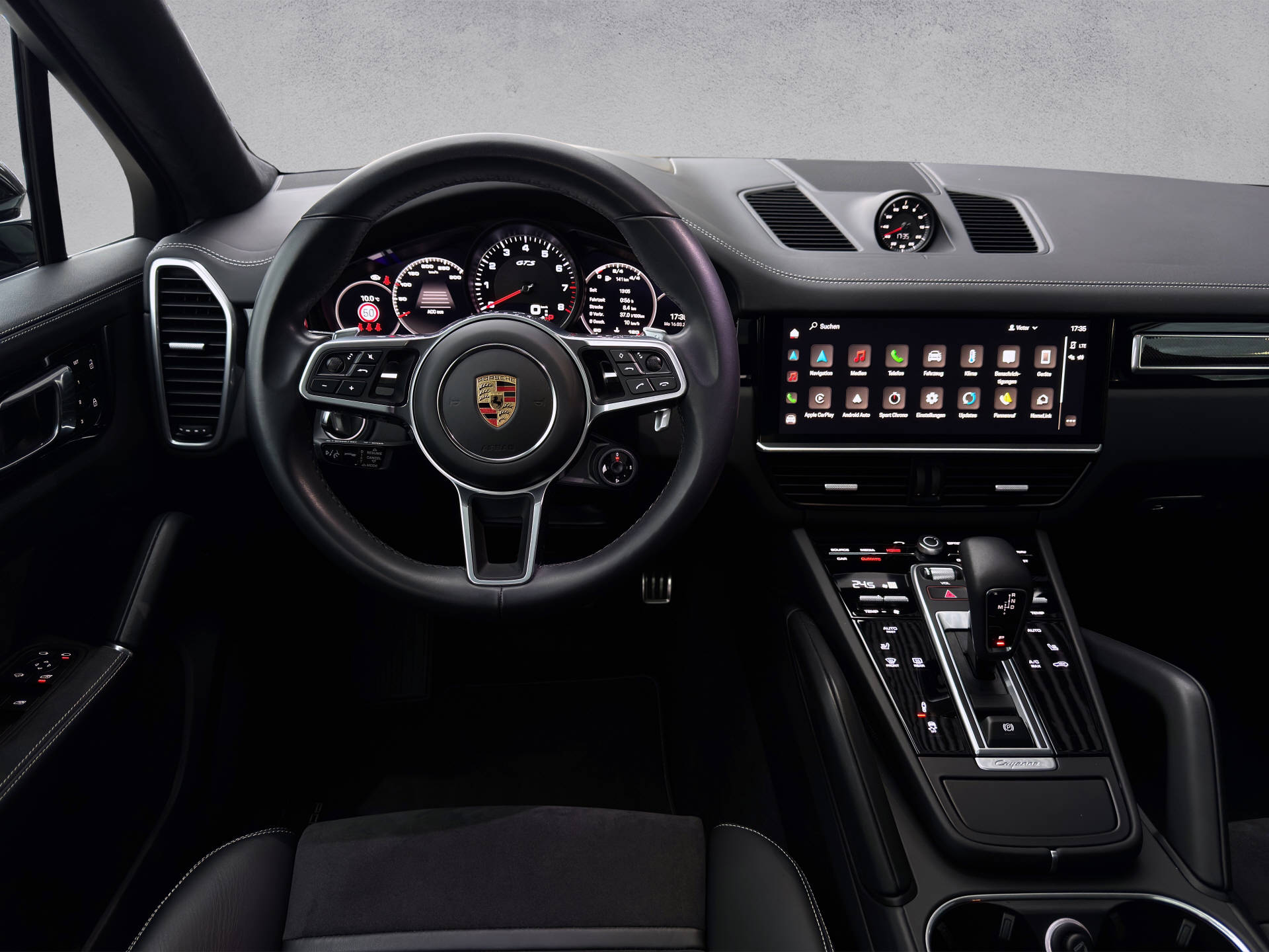 PORSCHE Cayenne GTS Coupé-image-6