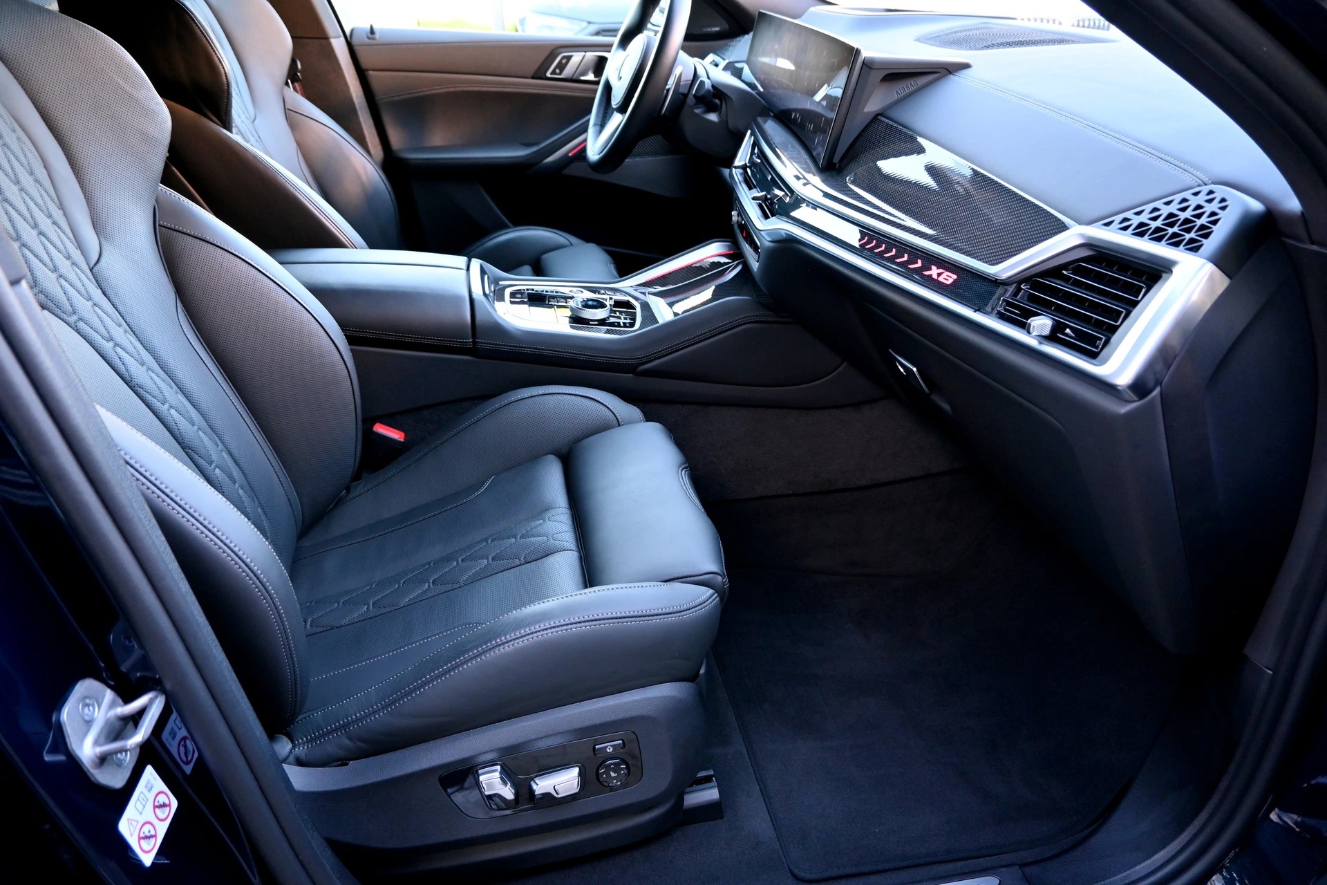 BMW X6 xDrive 48V 40d M Sport Pro Steptronic (CH Auto)-image-12