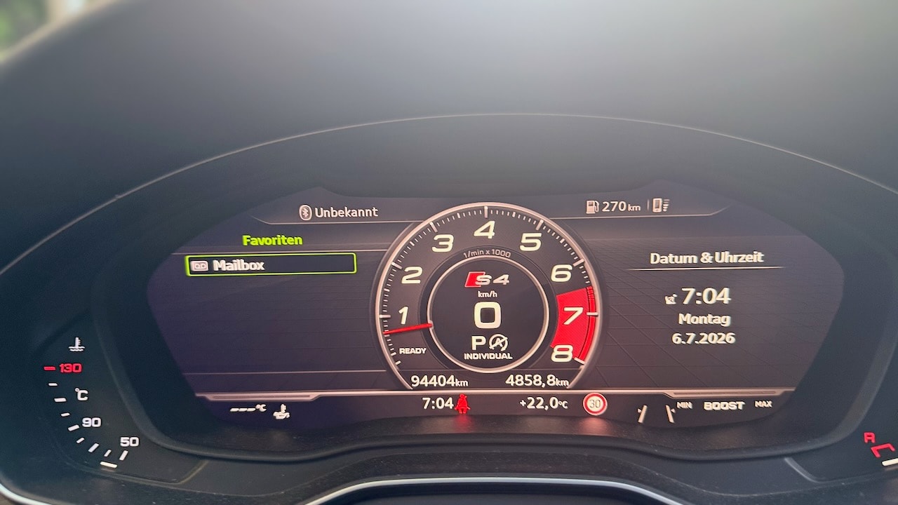 AUDI 3.0 V6 TFSI quattro S-Tronic-image-5