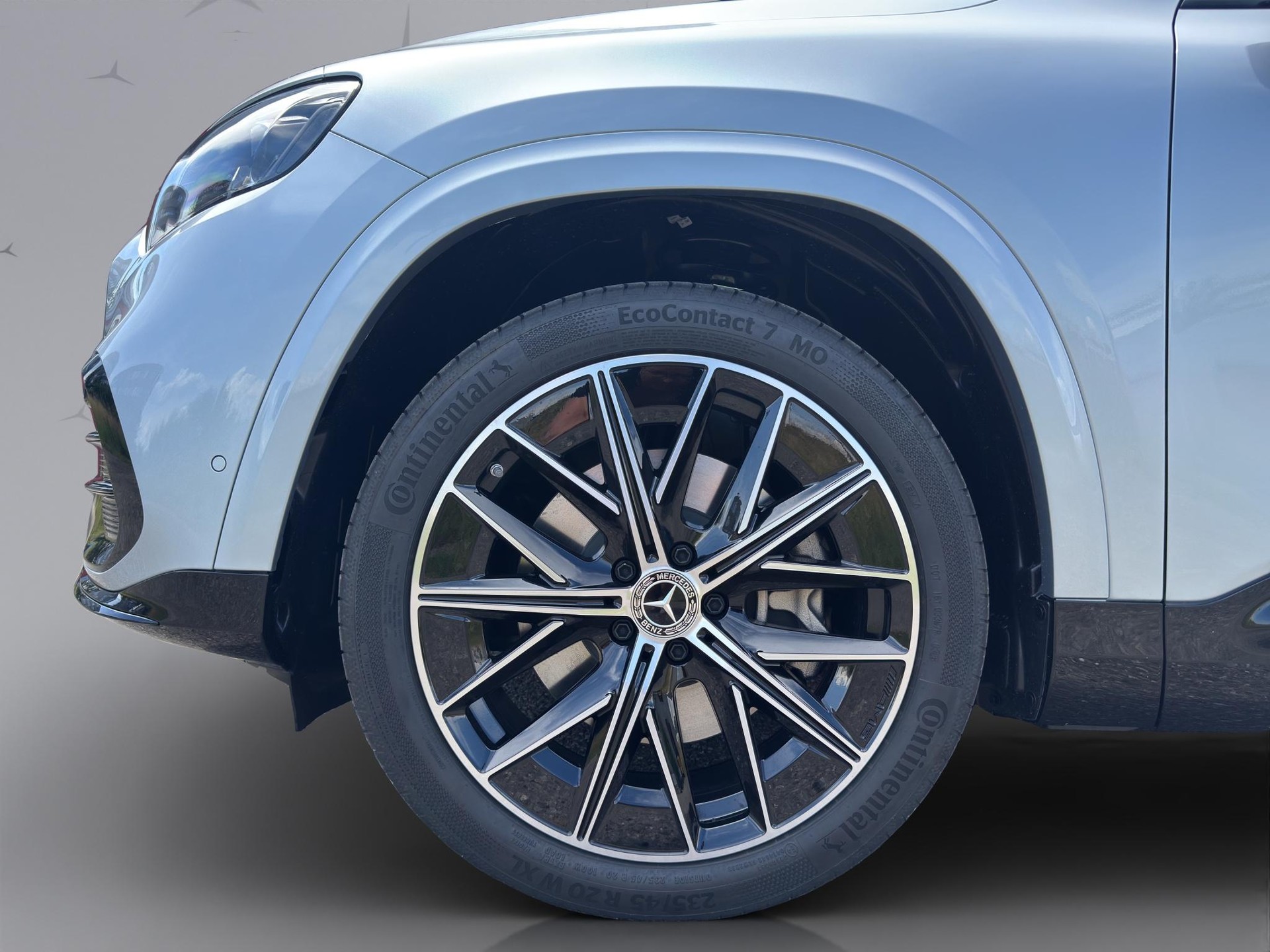 MERCEDES-BENZ GLB 350 4matic-showroom-element-2