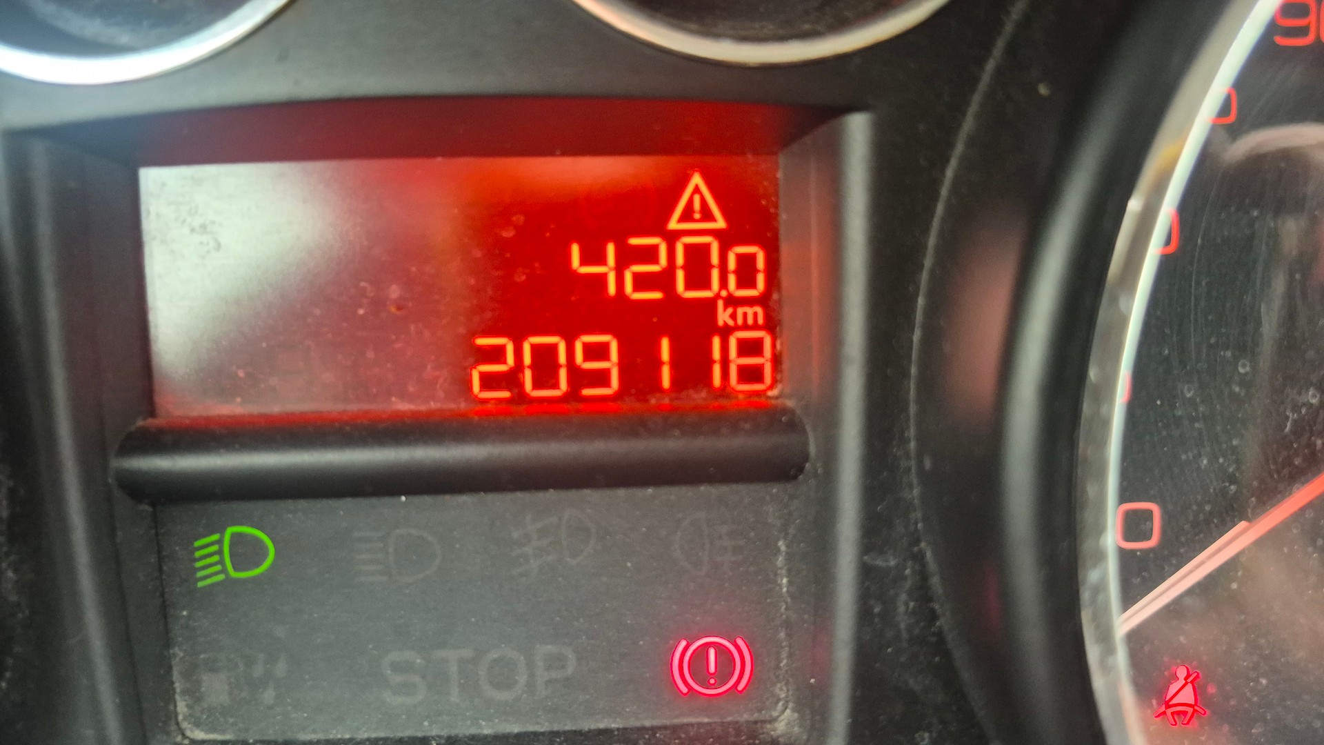 PEUGEOT 308 SW 1.6 HDI Trendy-image-11