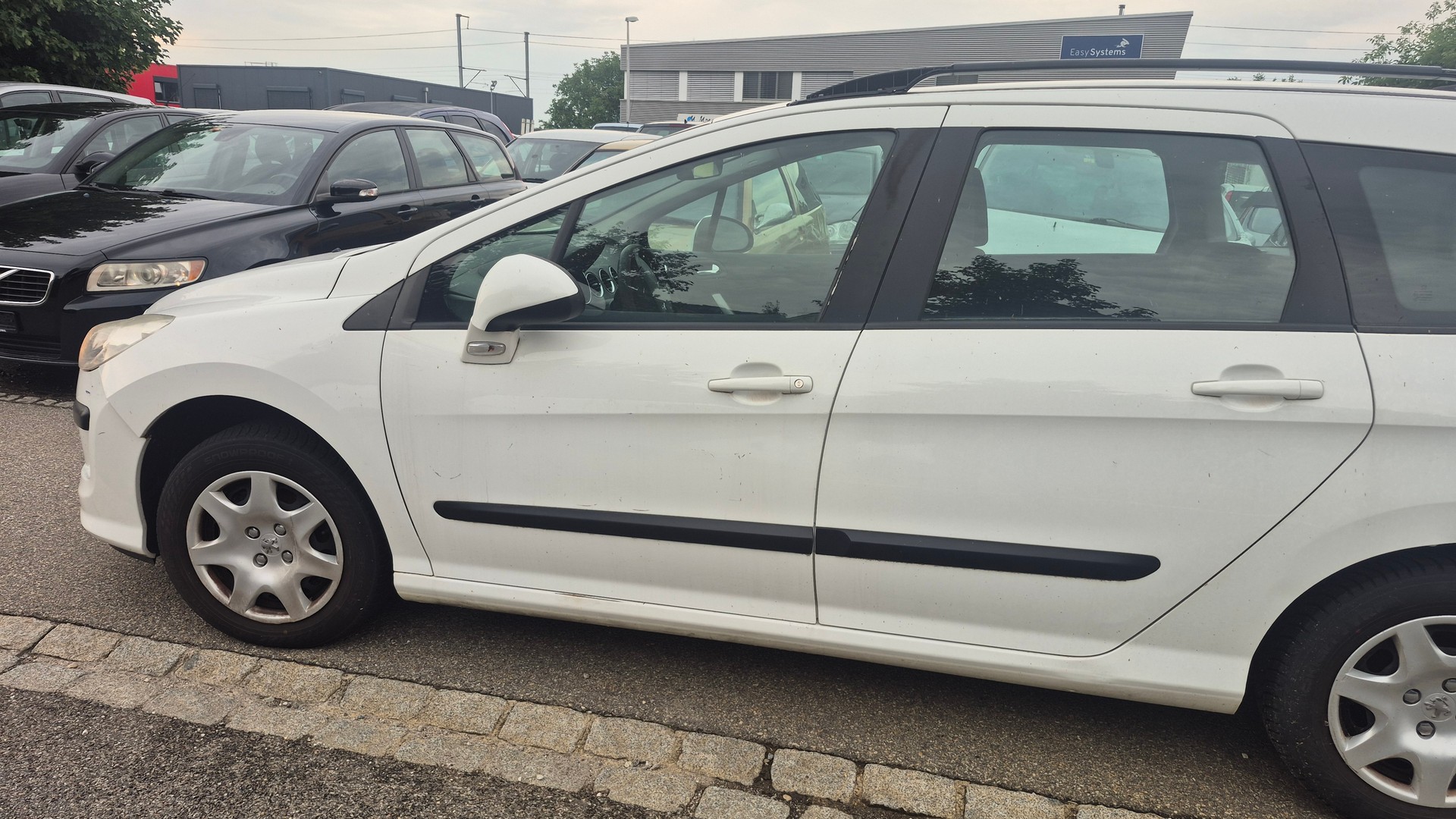 PEUGEOT 308 SW 1.6 HDI Trendy-image-7