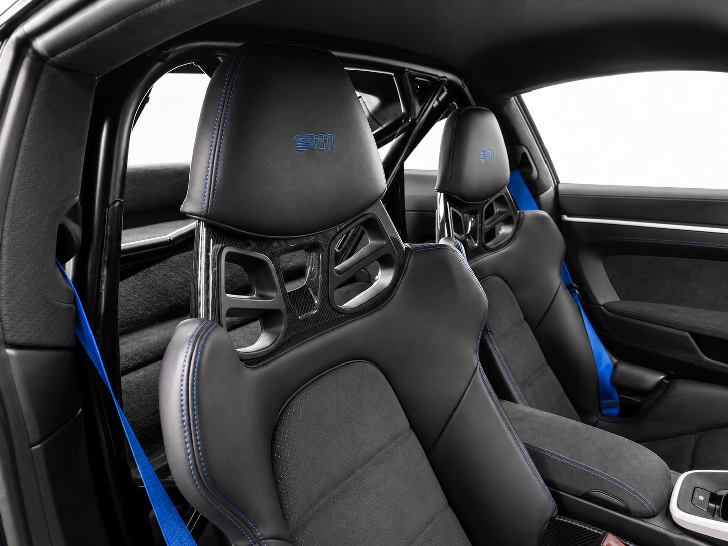 PORSCHE Dakar Coupé 3.0 | Streng limitiert | Einzigartige Optik | 1. Hand | CH-Fahrzeug-image-15