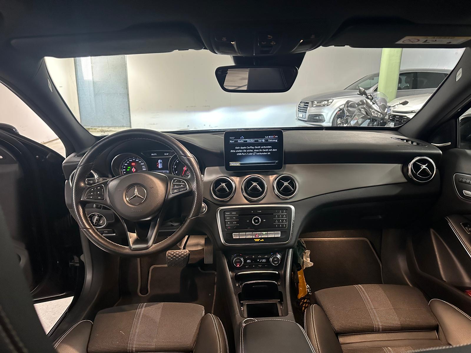 MERCEDES-BENZ GLA Night Star-image-2